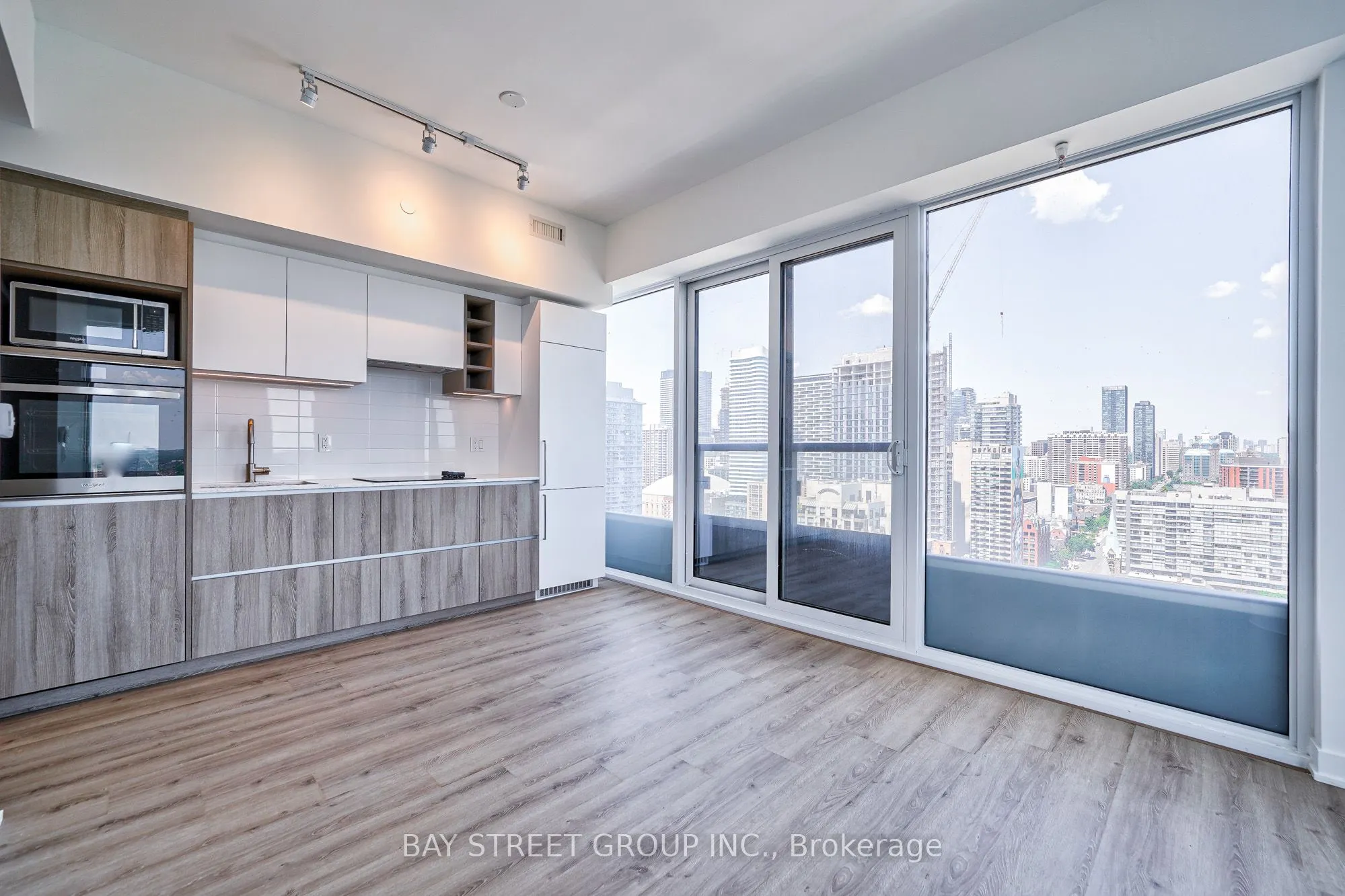 319 Jarvis Street, #2610