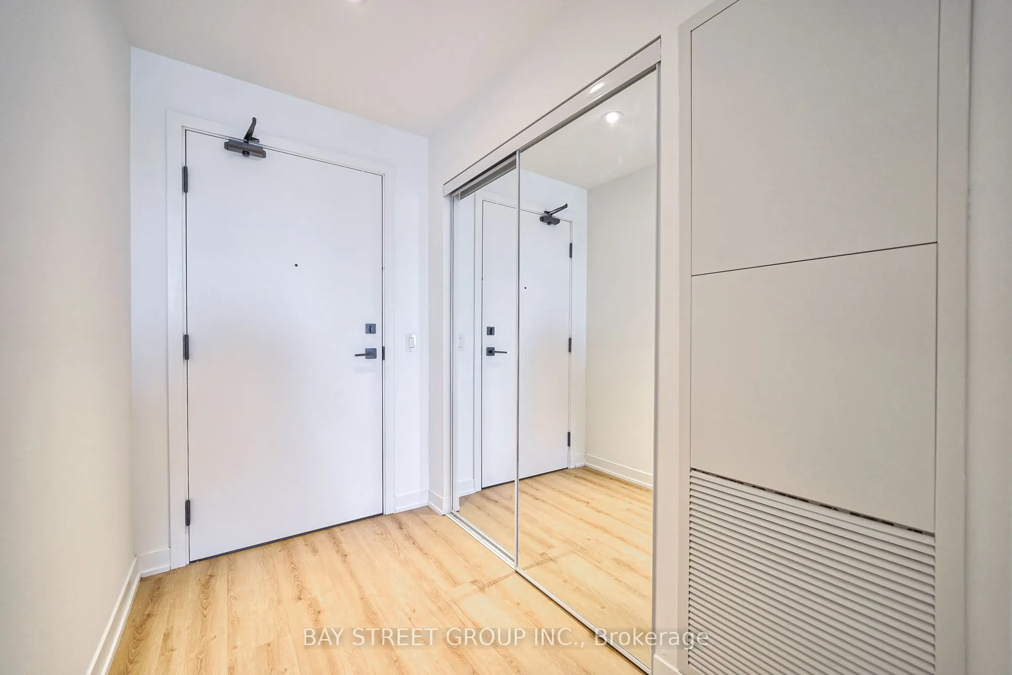 319 Jarvis Street, #2610