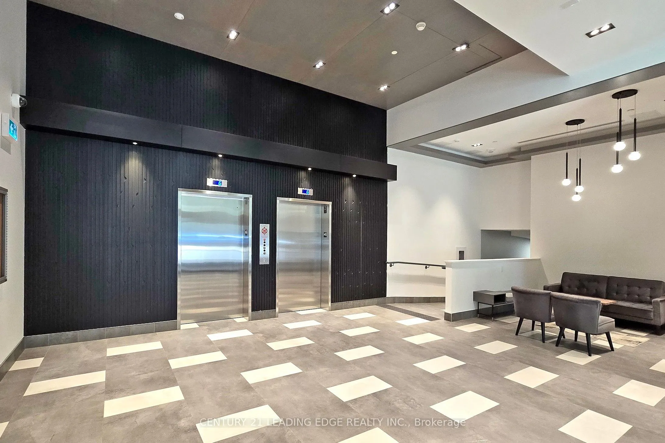 840 St Clair Avenue W, #804