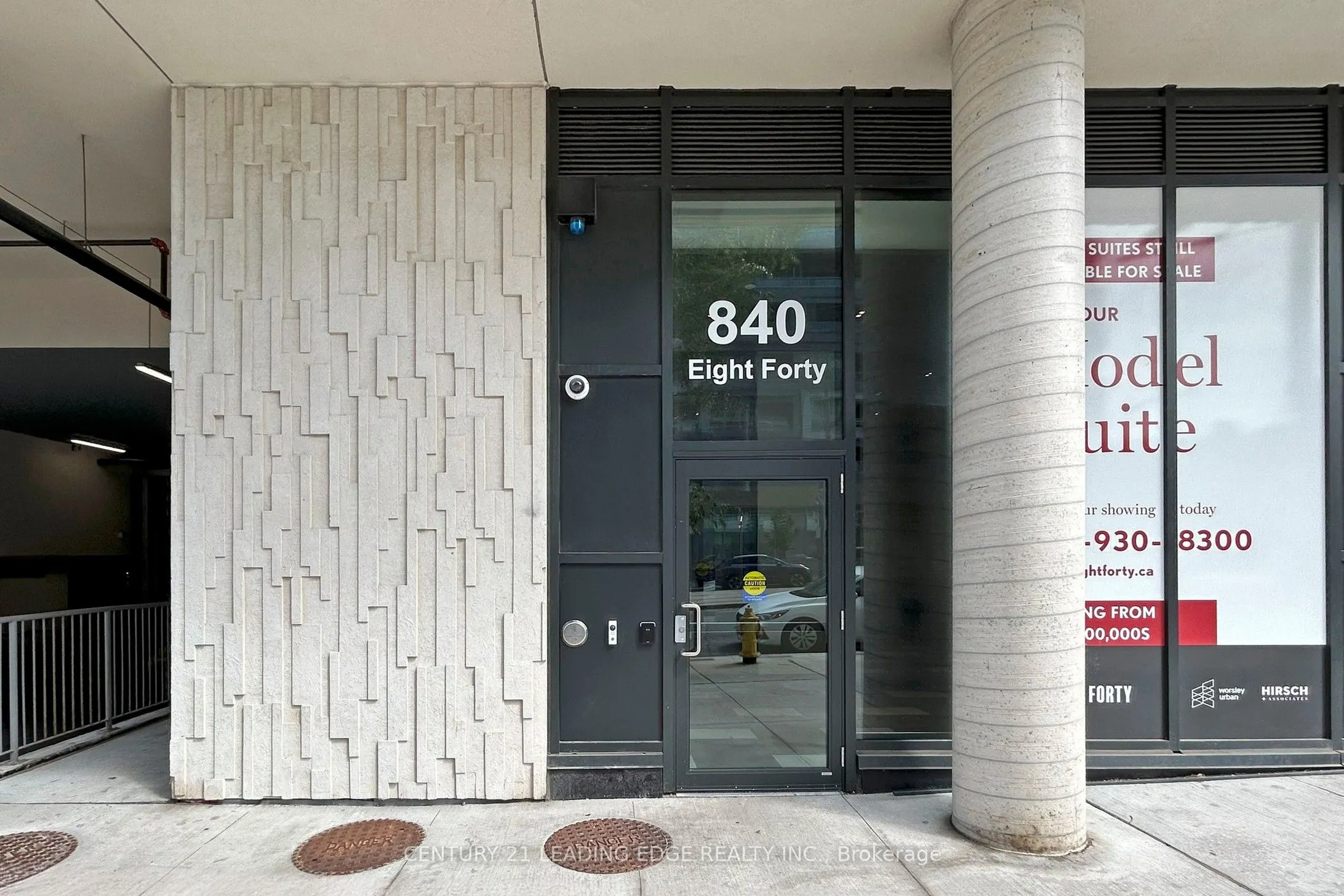 840 St Clair Avenue W, #804