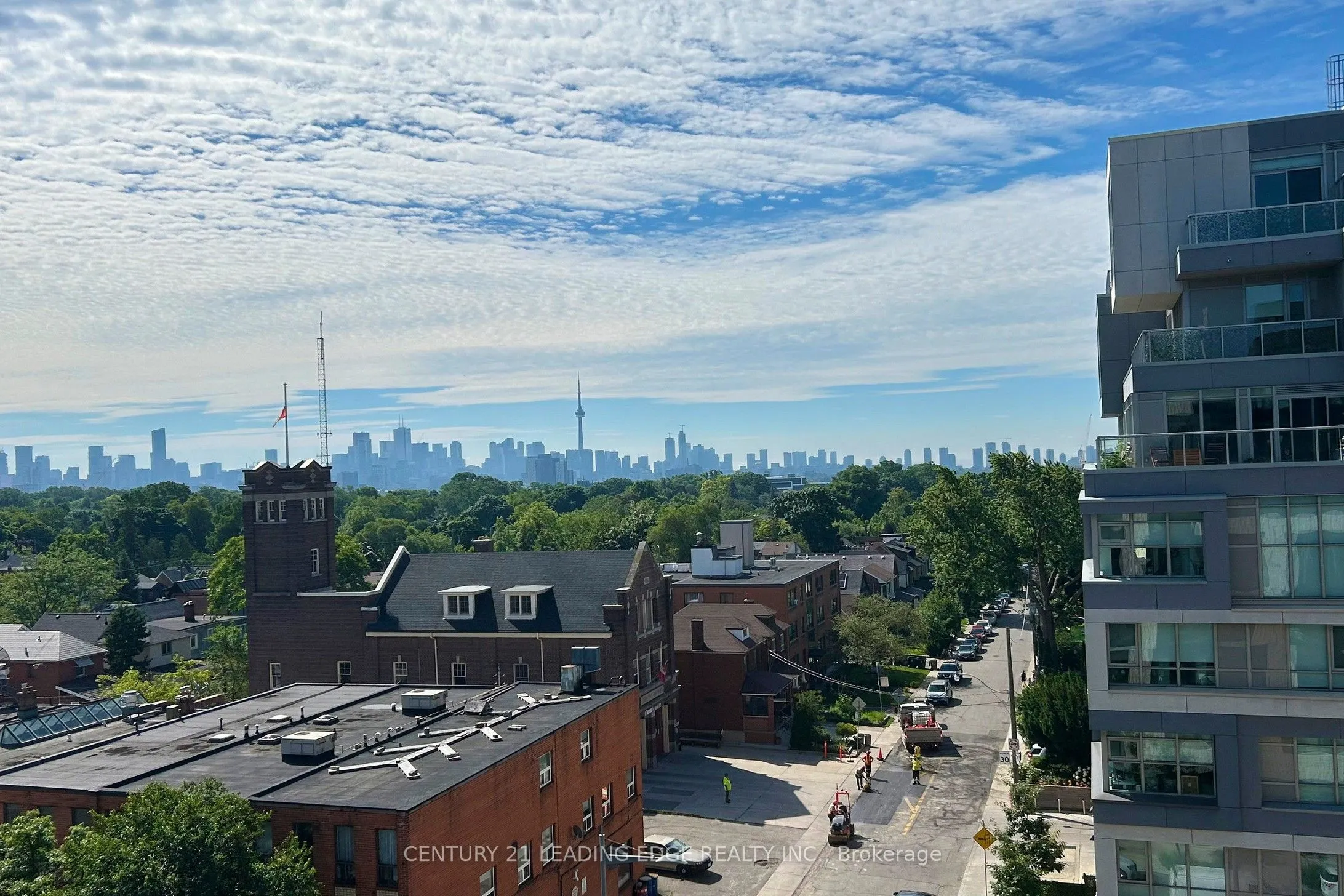 840 St Clair Avenue W, #804