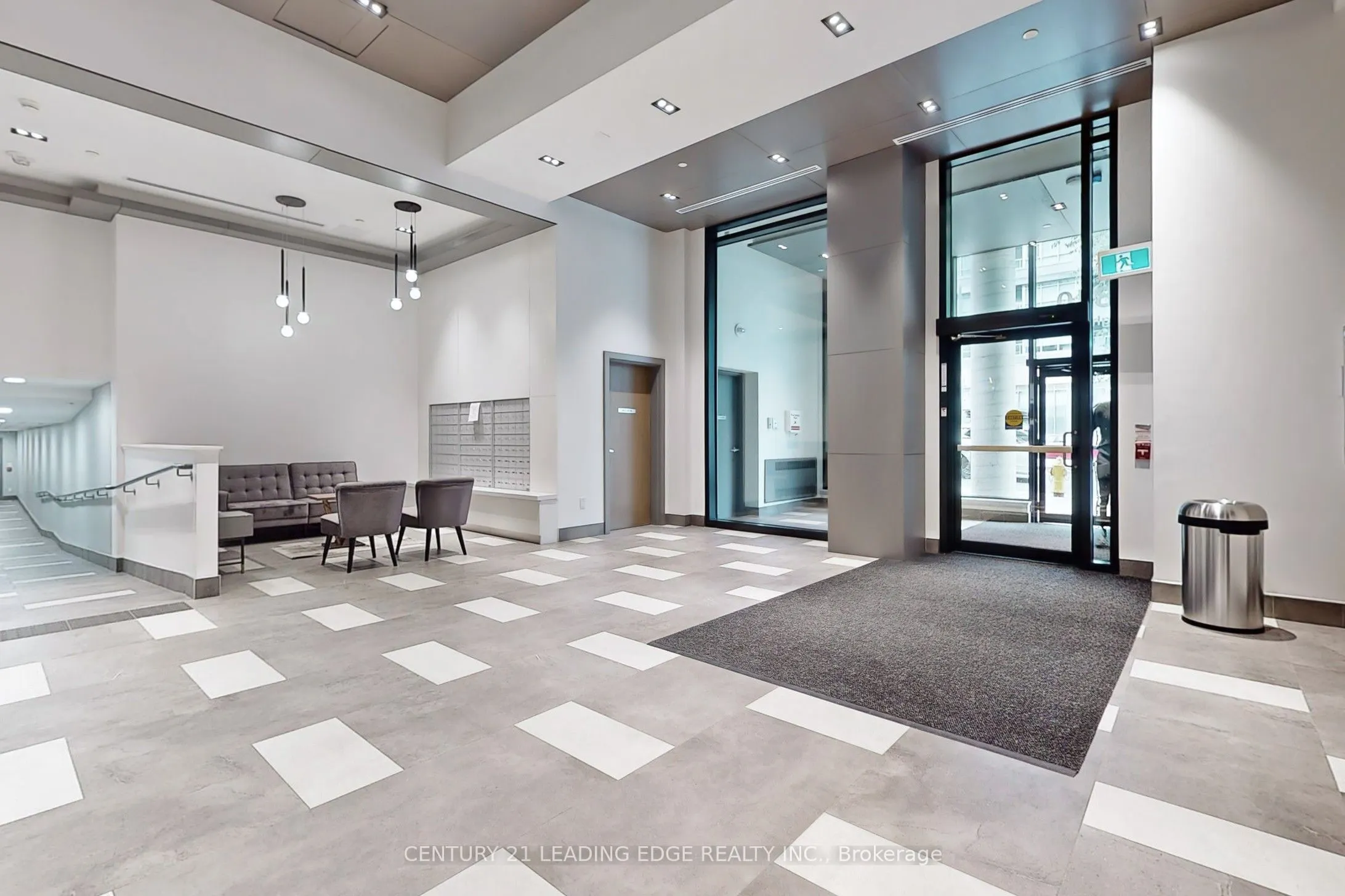 840 St Clair Avenue W, #804