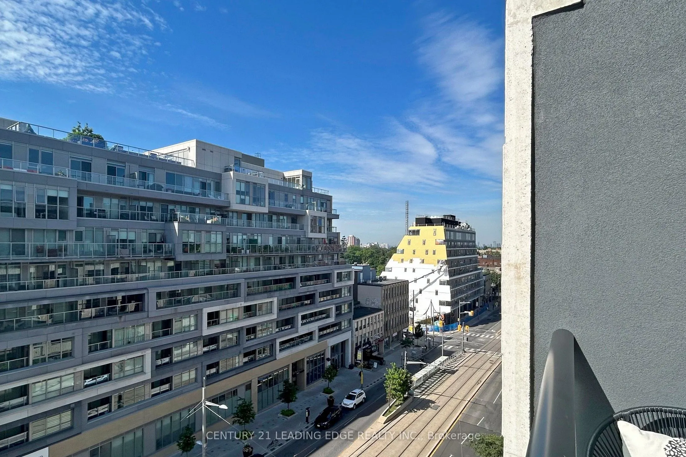 840 St Clair Avenue W, #804