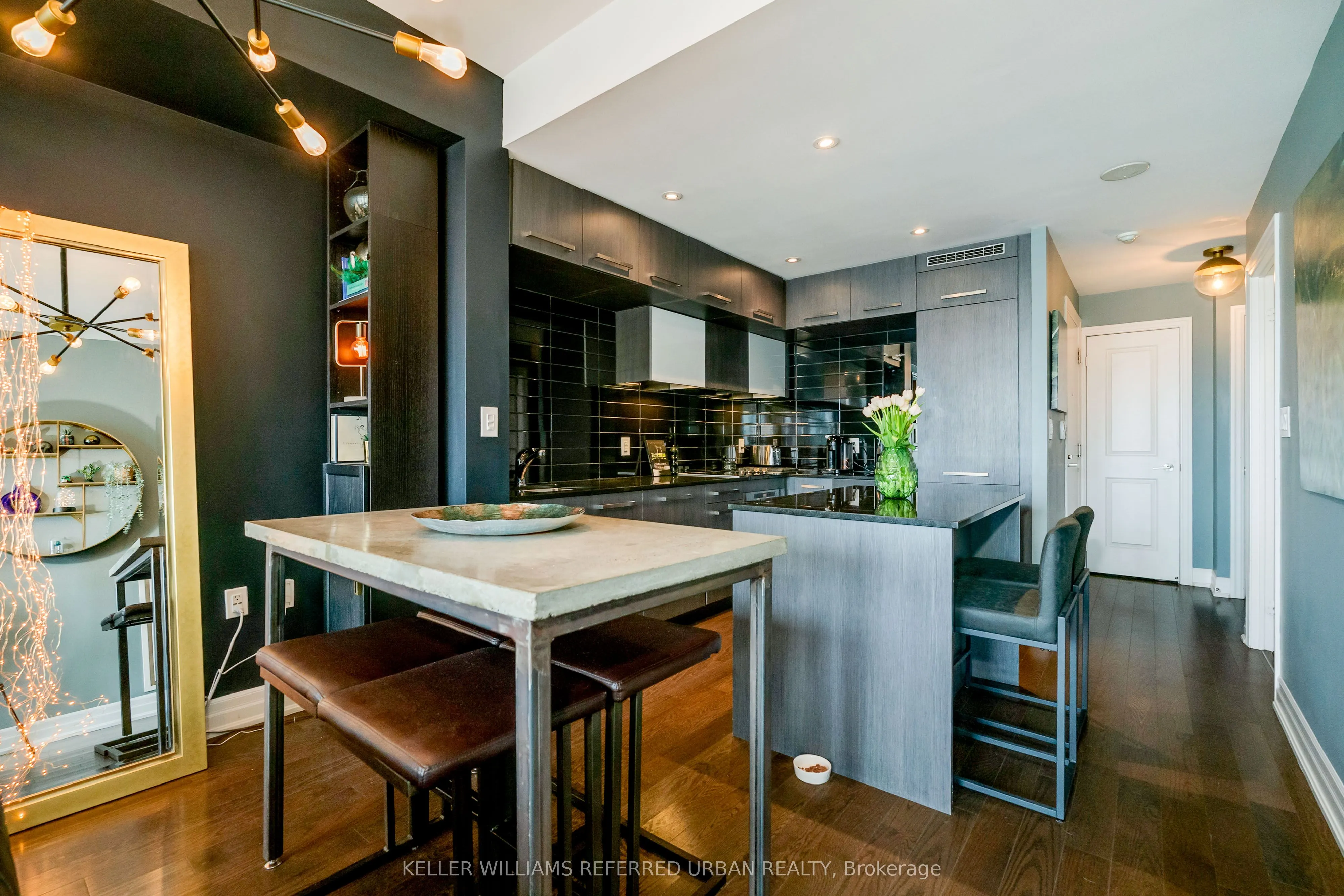 8 The Esplanade, #3607