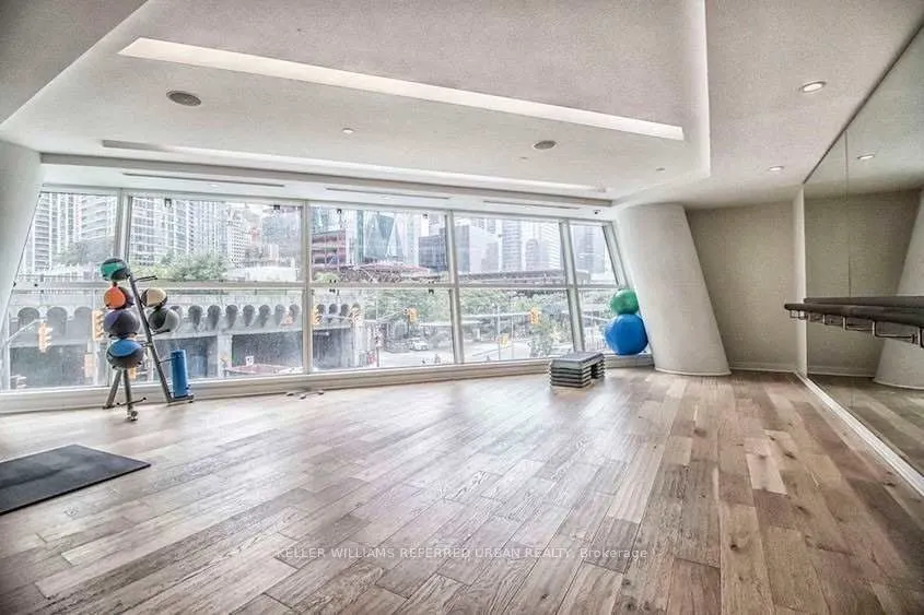 8 The Esplanade, #3607