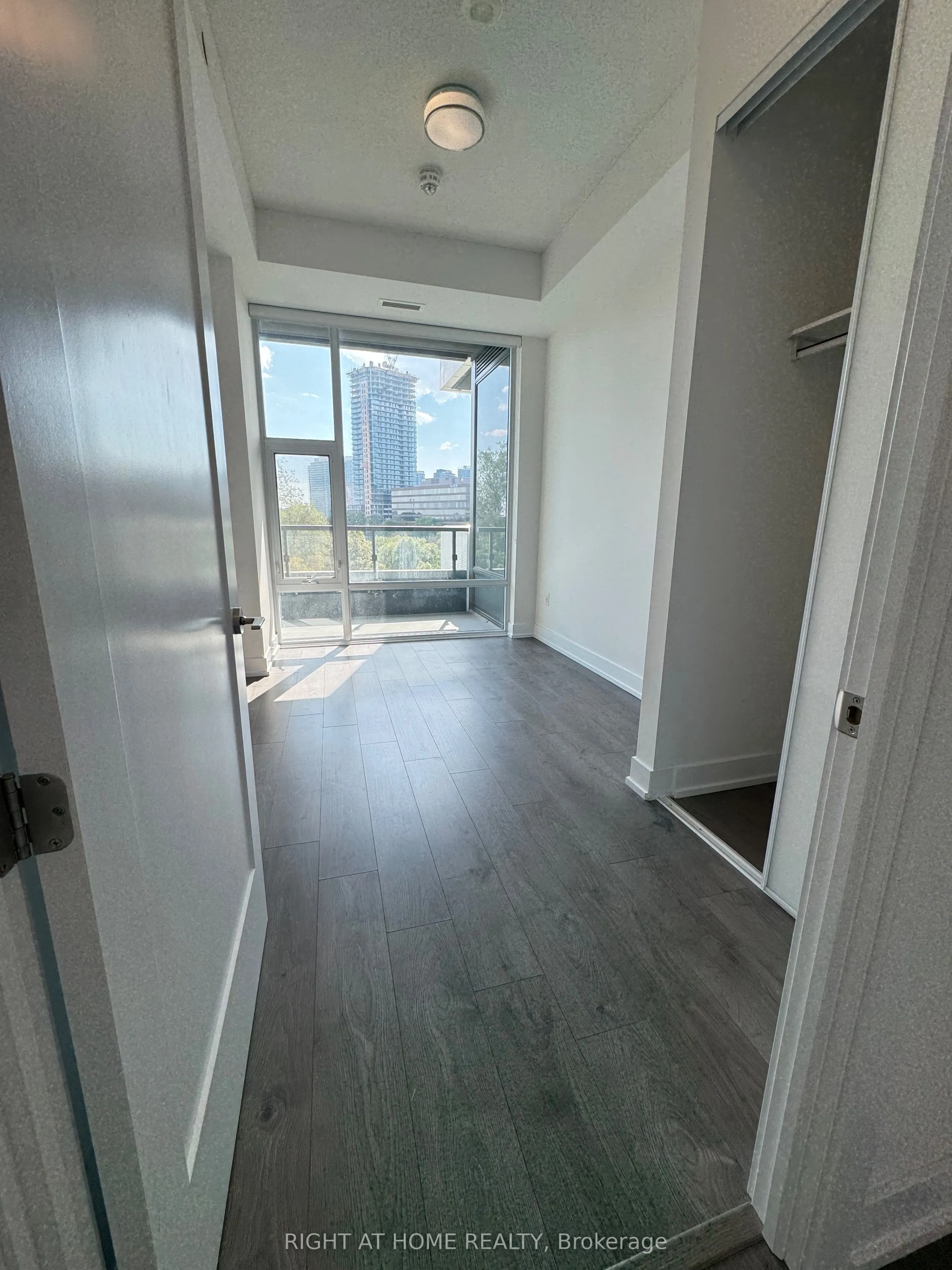 25 Adra Grado Way, #533