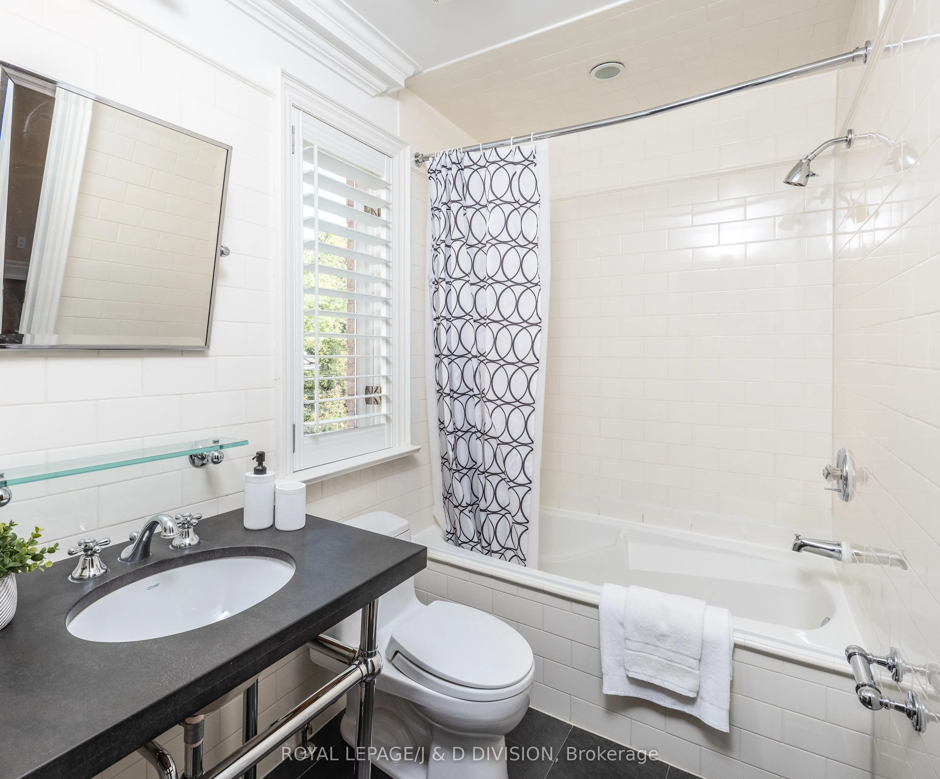 27 Bayview Wood