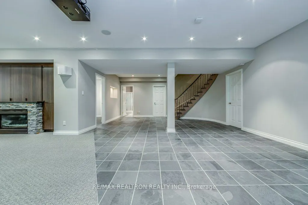 77 Clarinda Drive