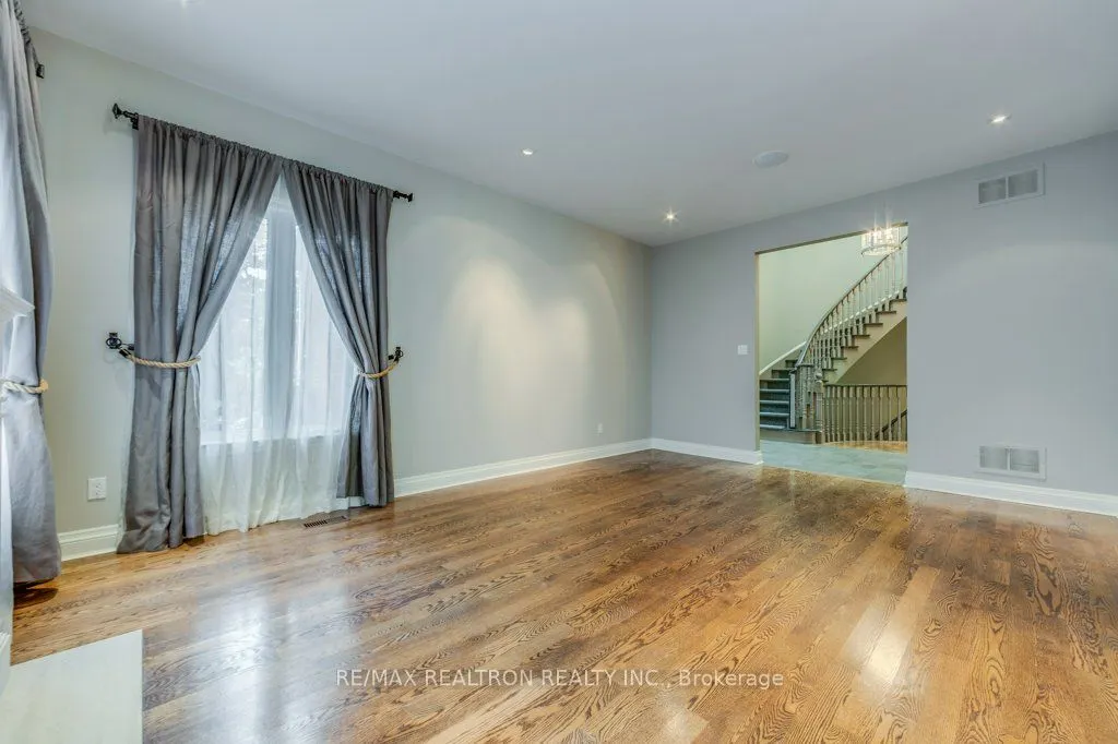 77 Clarinda Drive
