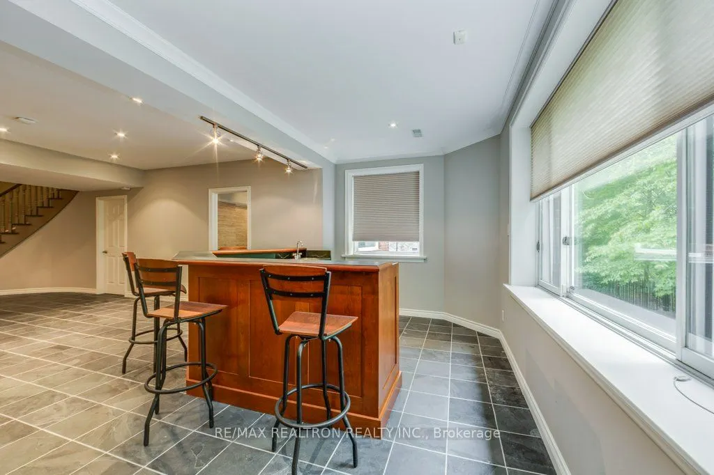 77 Clarinda Drive