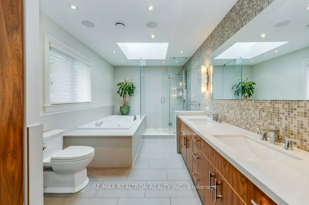 77 Clarinda Drive