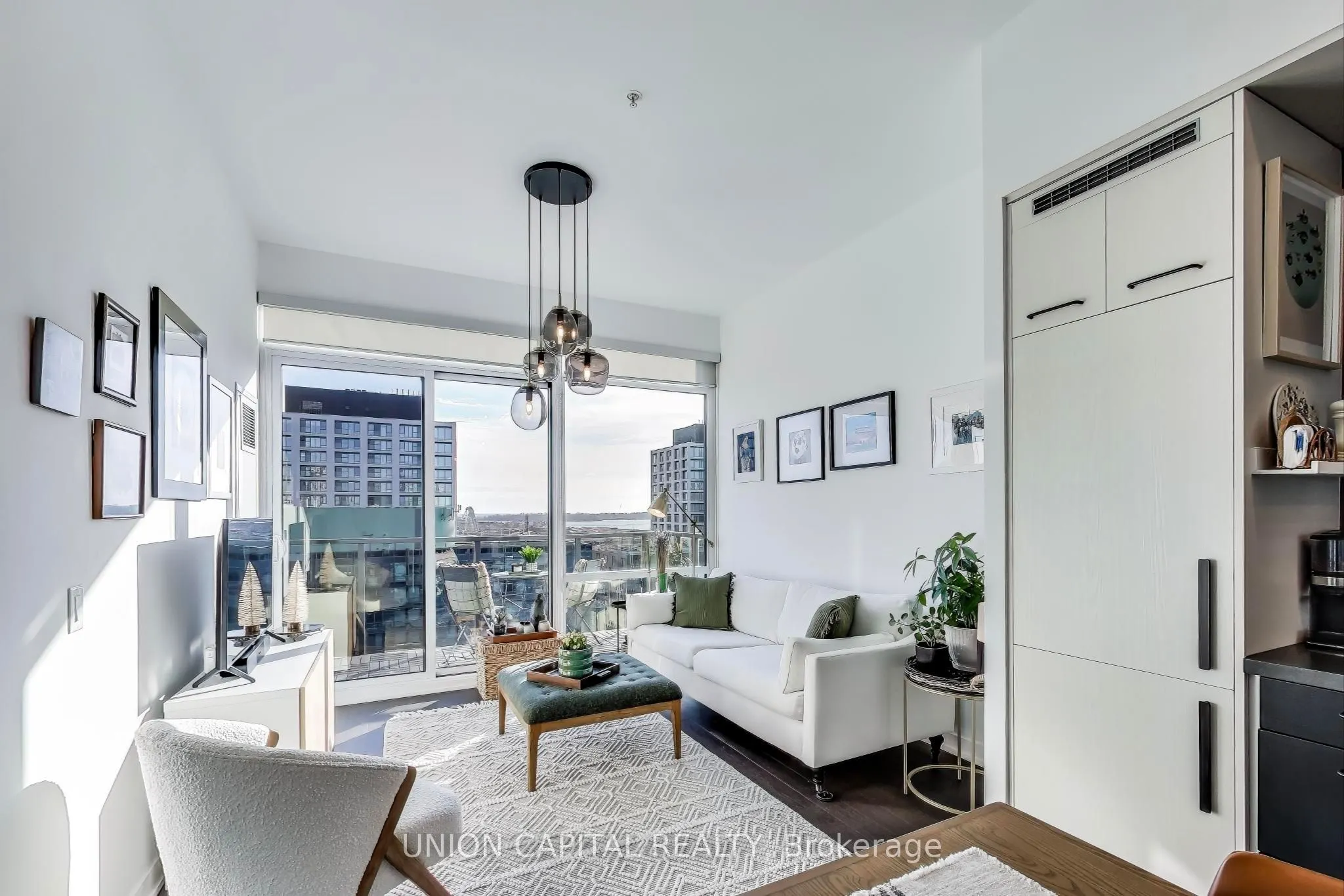 455 Front Street E, #N1110