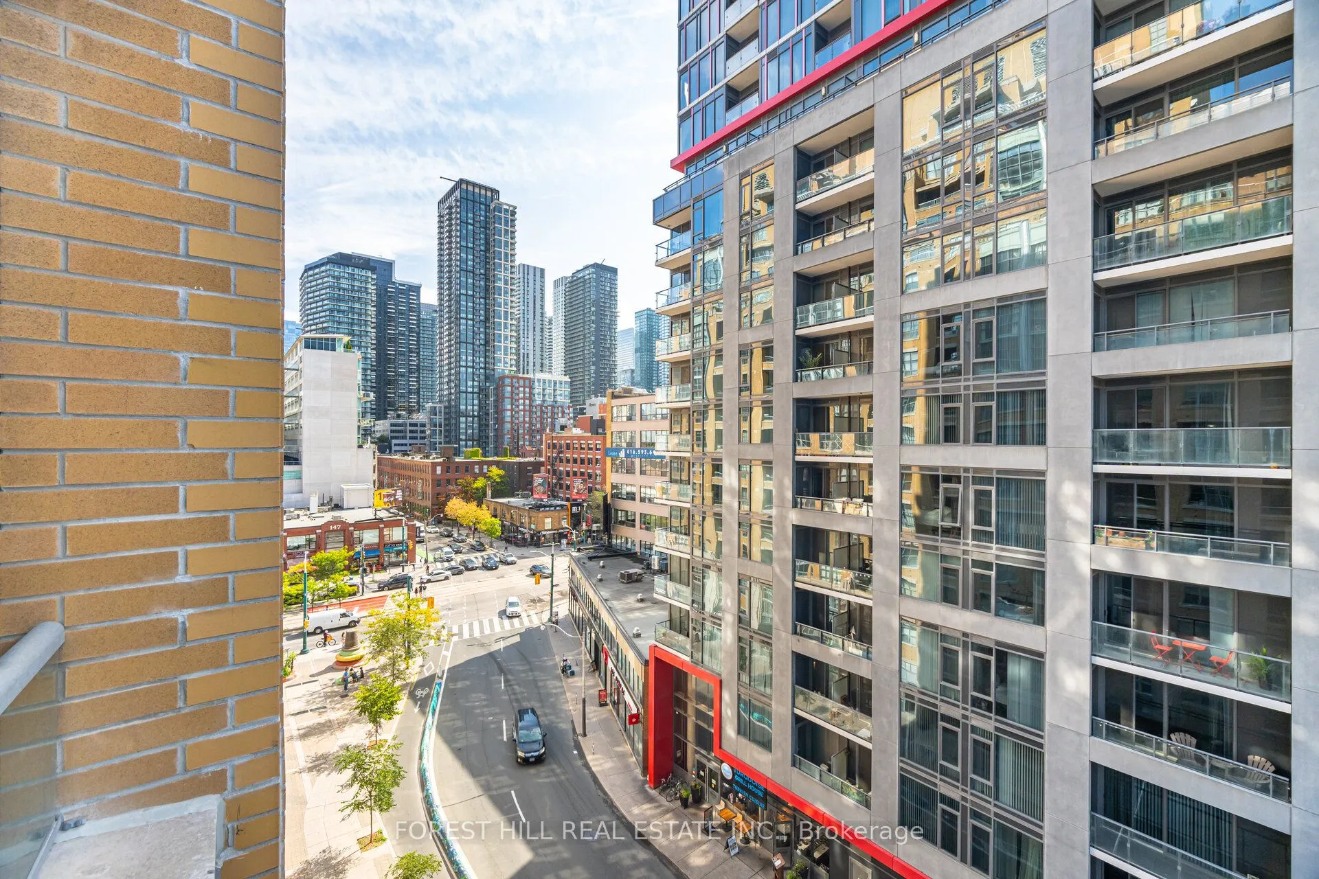 438 Richmond Street W, #722
