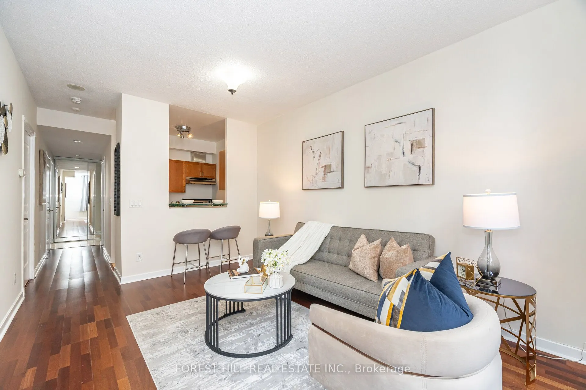 438 Richmond Street W, #722