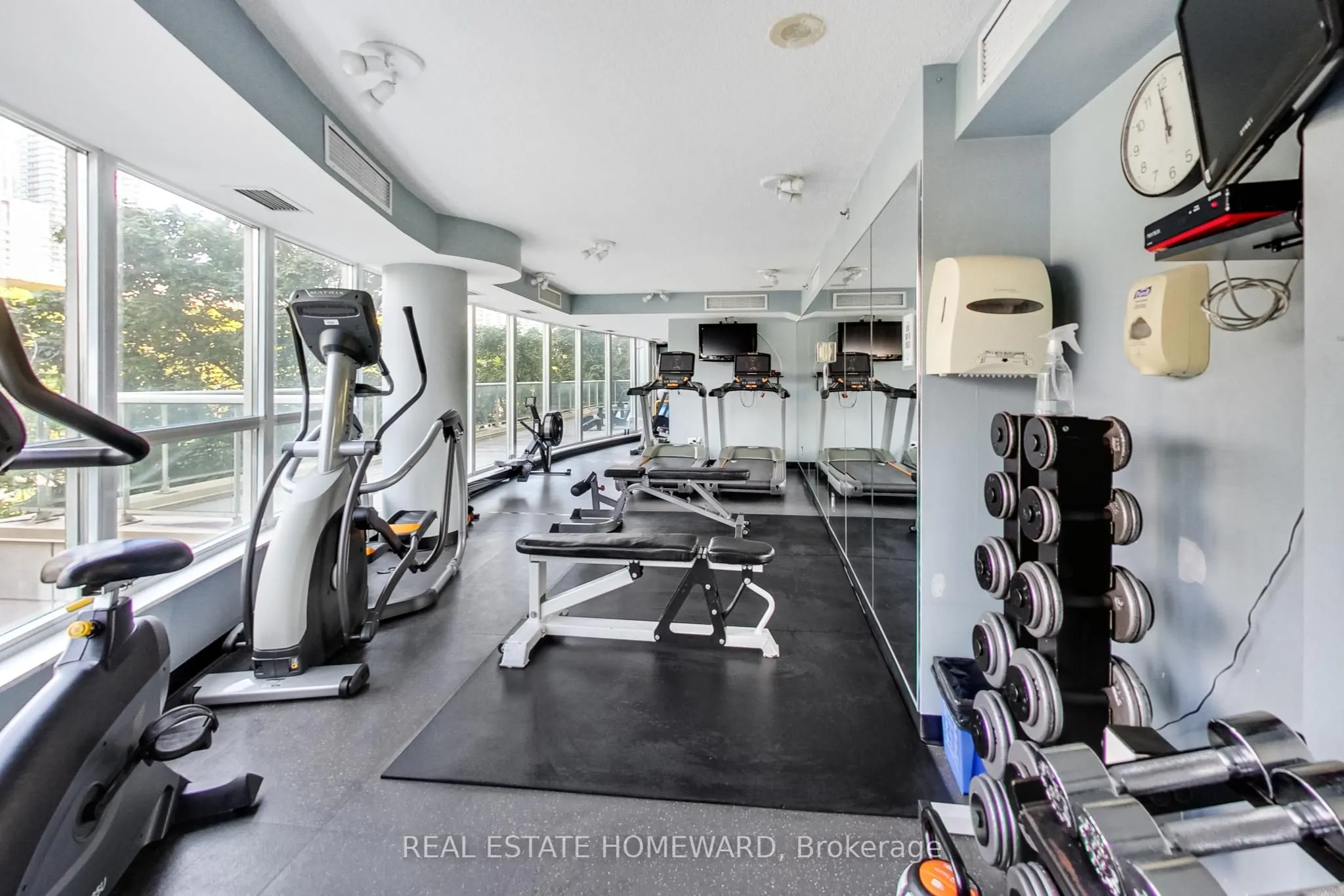 550 Queens Quay W, #201
