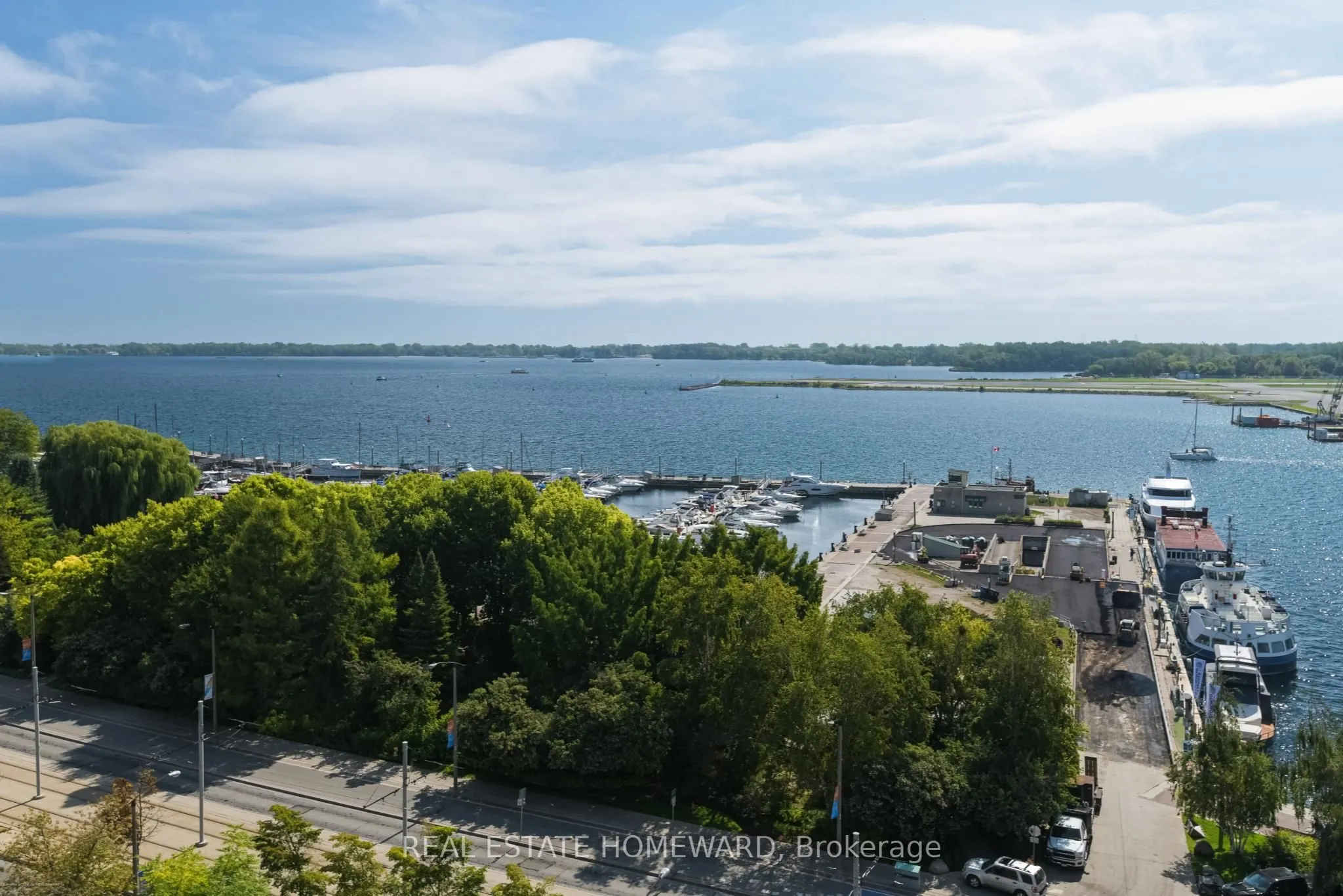 550 Queens Quay W, #201