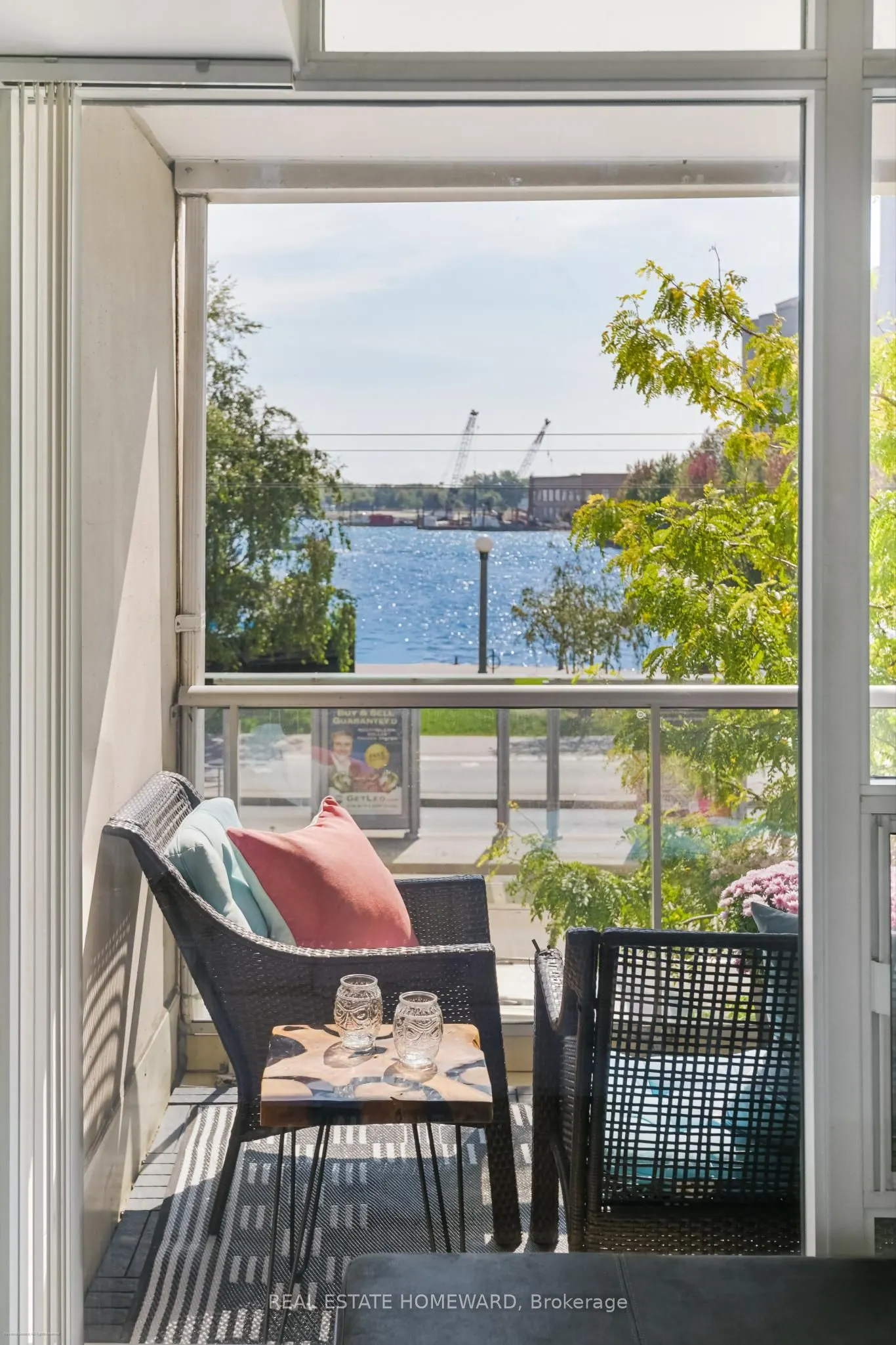 550 Queens Quay W, #201