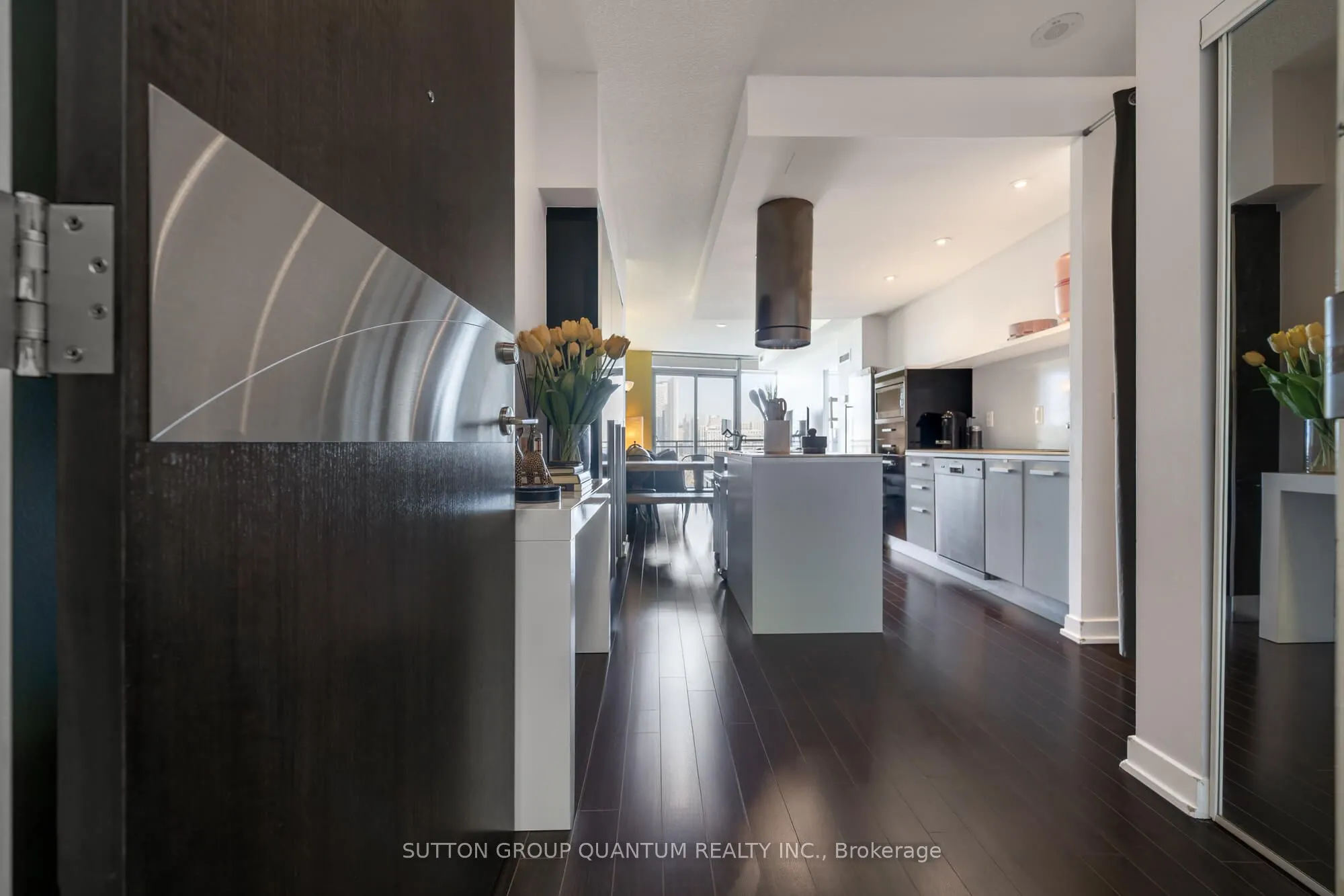 38 Dan Leckie Way, #1810