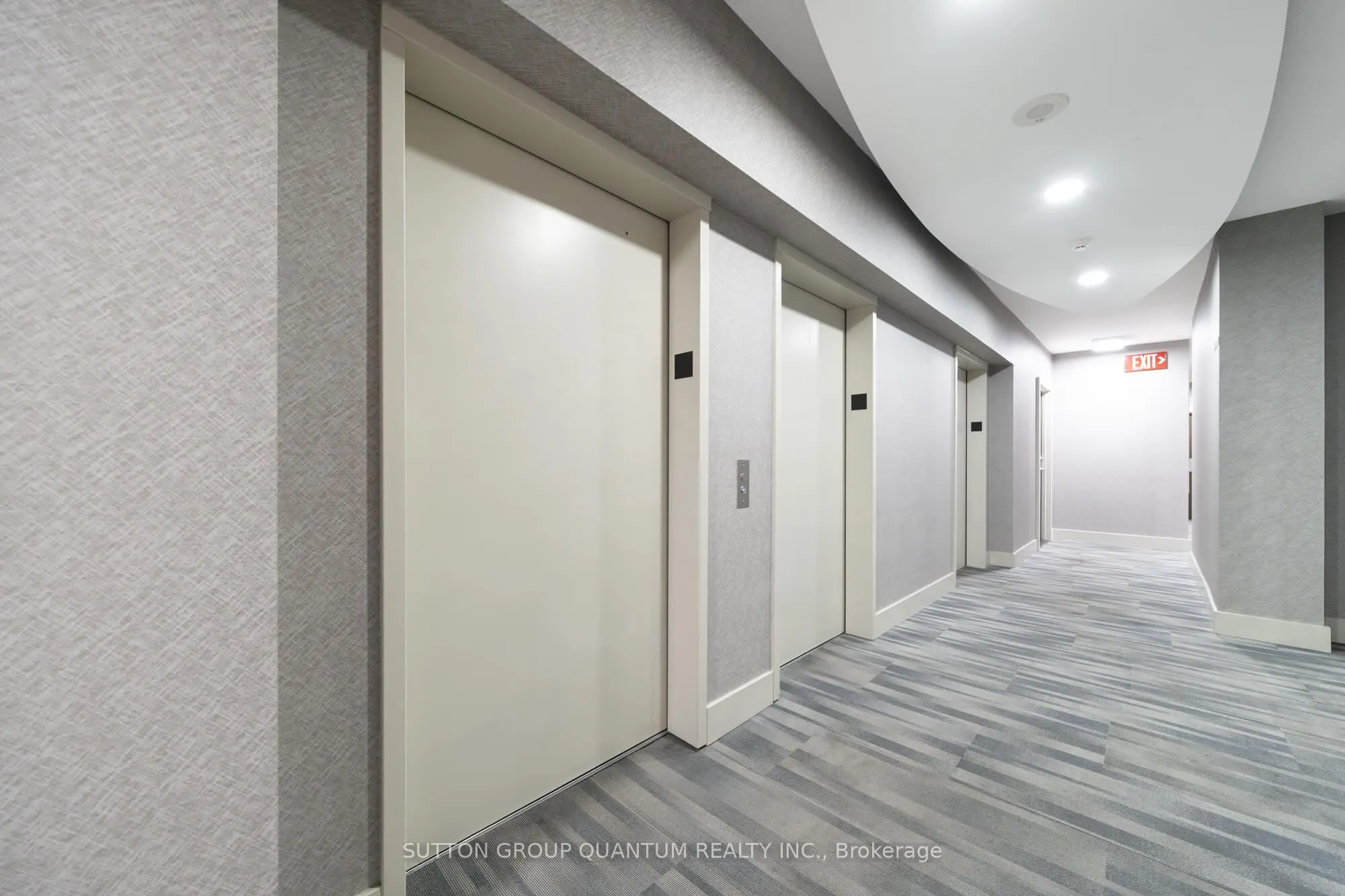 38 Dan Leckie Way, #1810