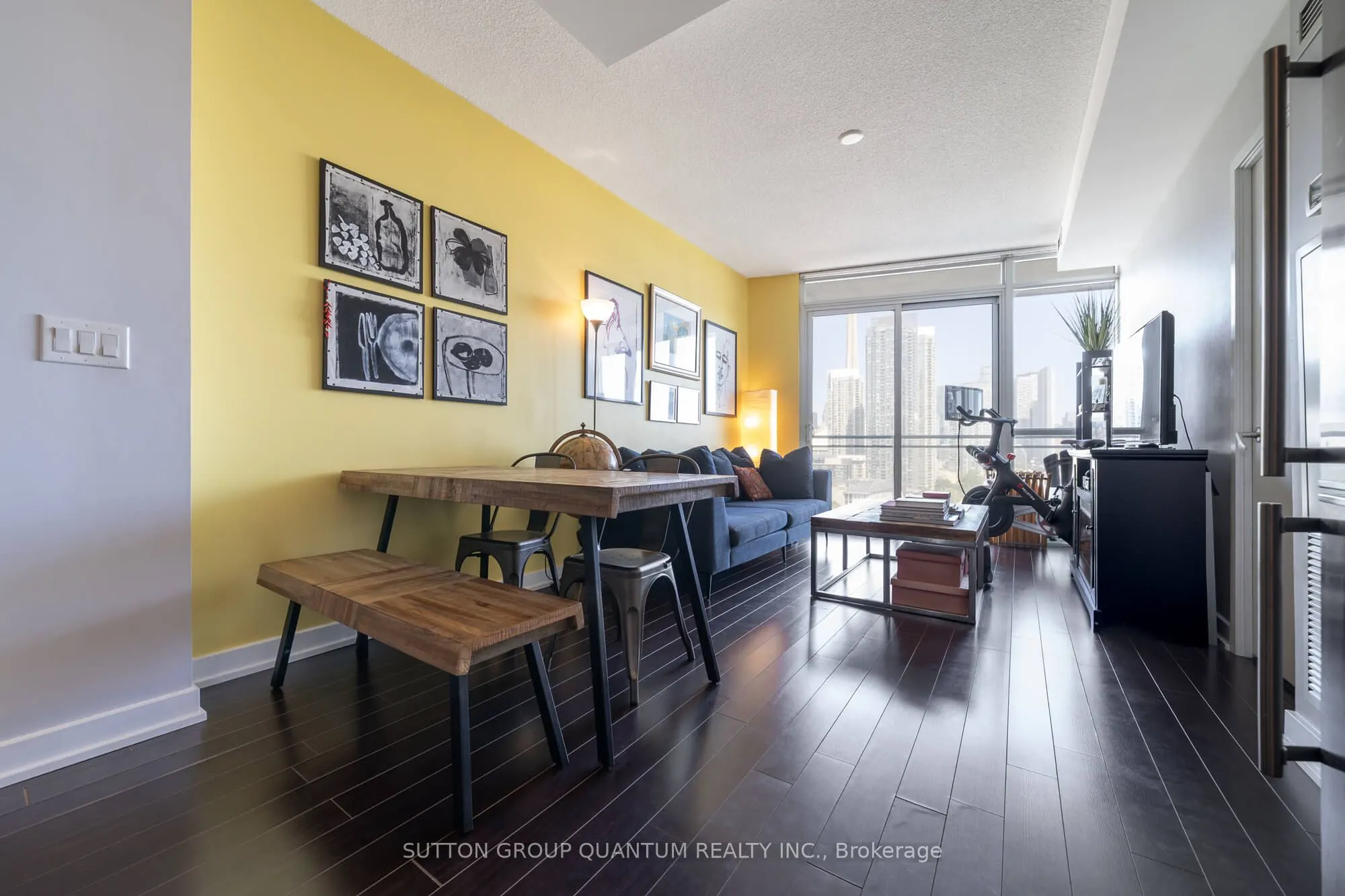 38 Dan Leckie Way, #1810