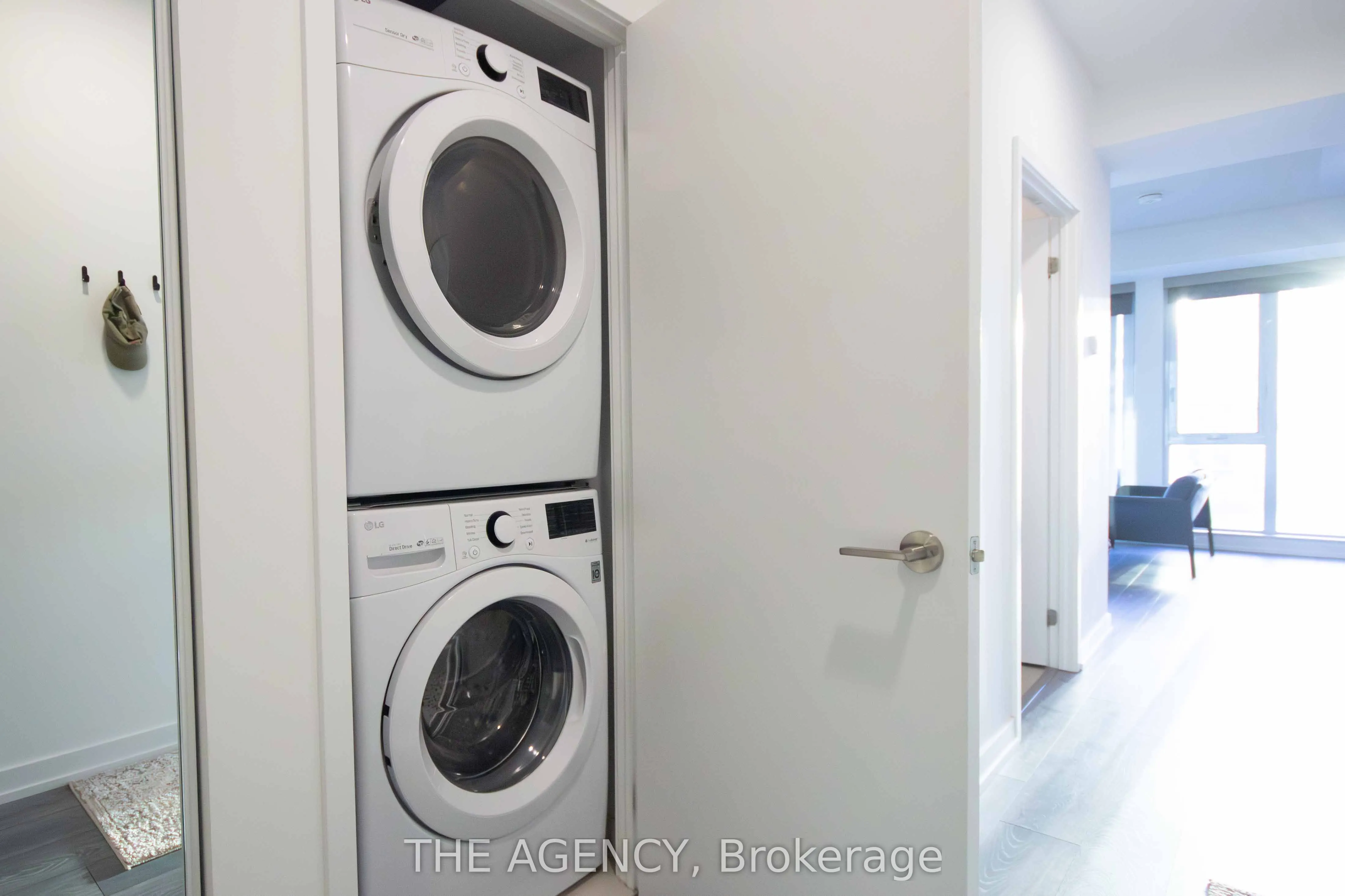 225 Sumach Street, #1702