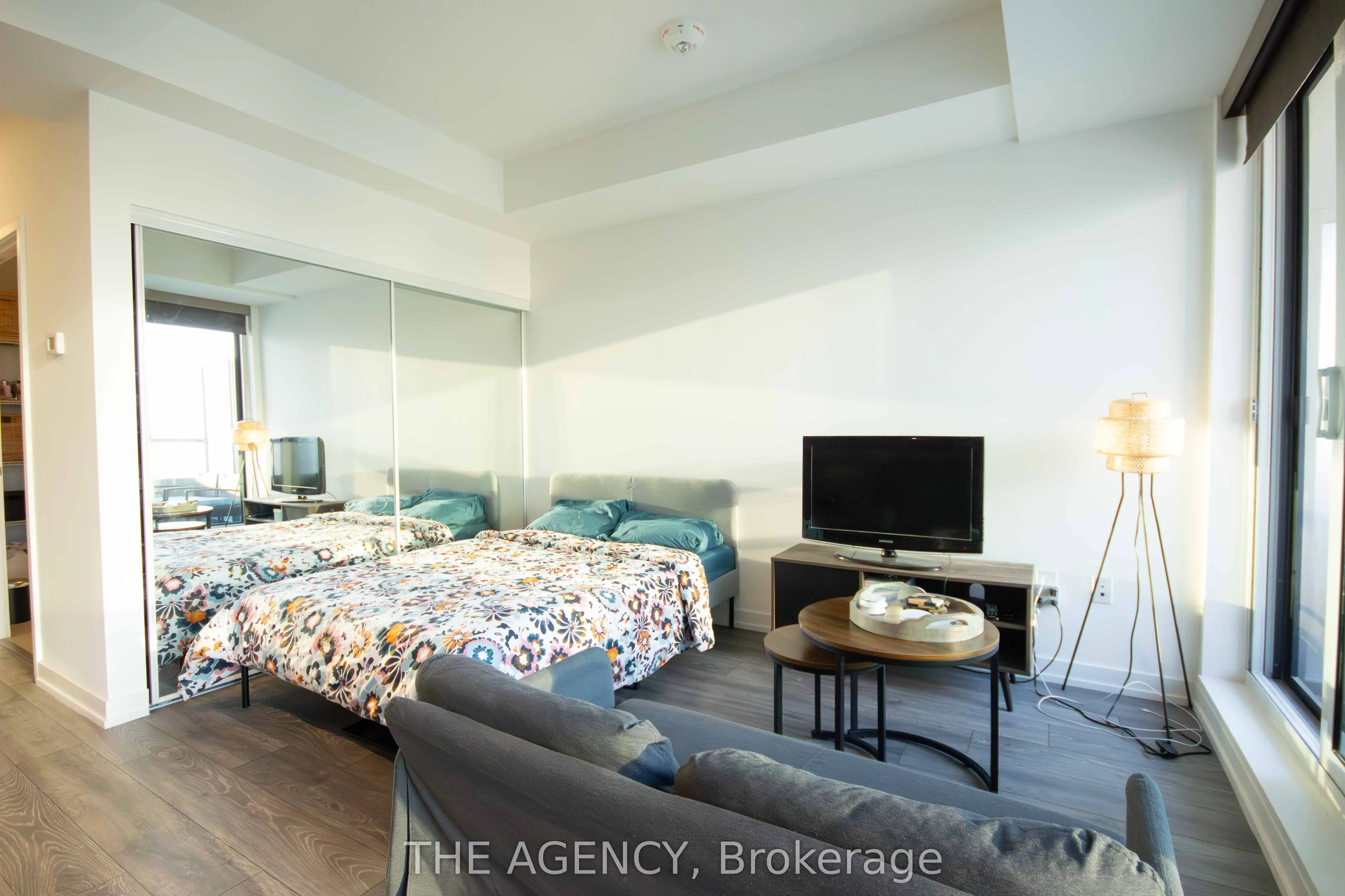 225 Sumach Street, #1702