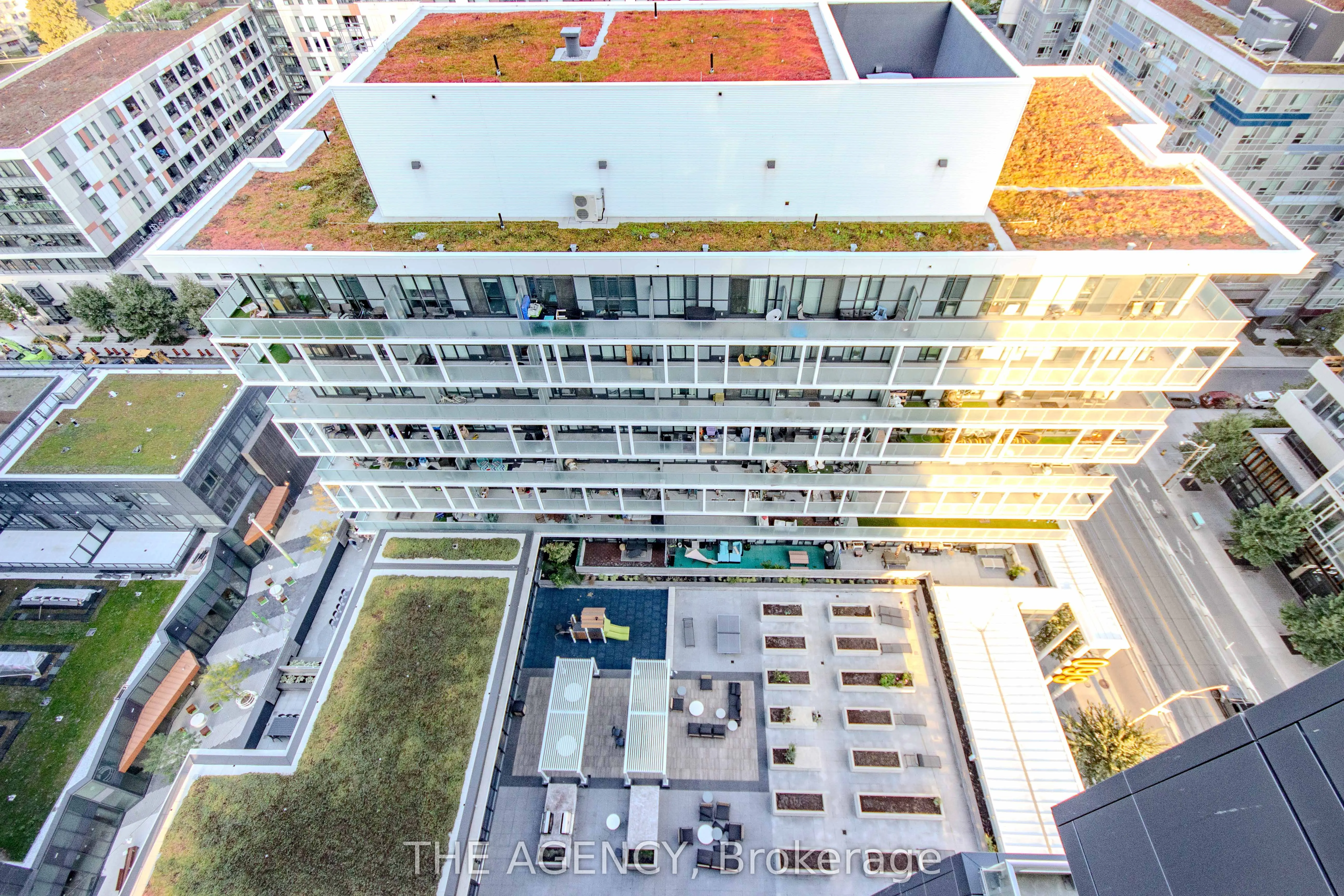 225 Sumach Street, #1702