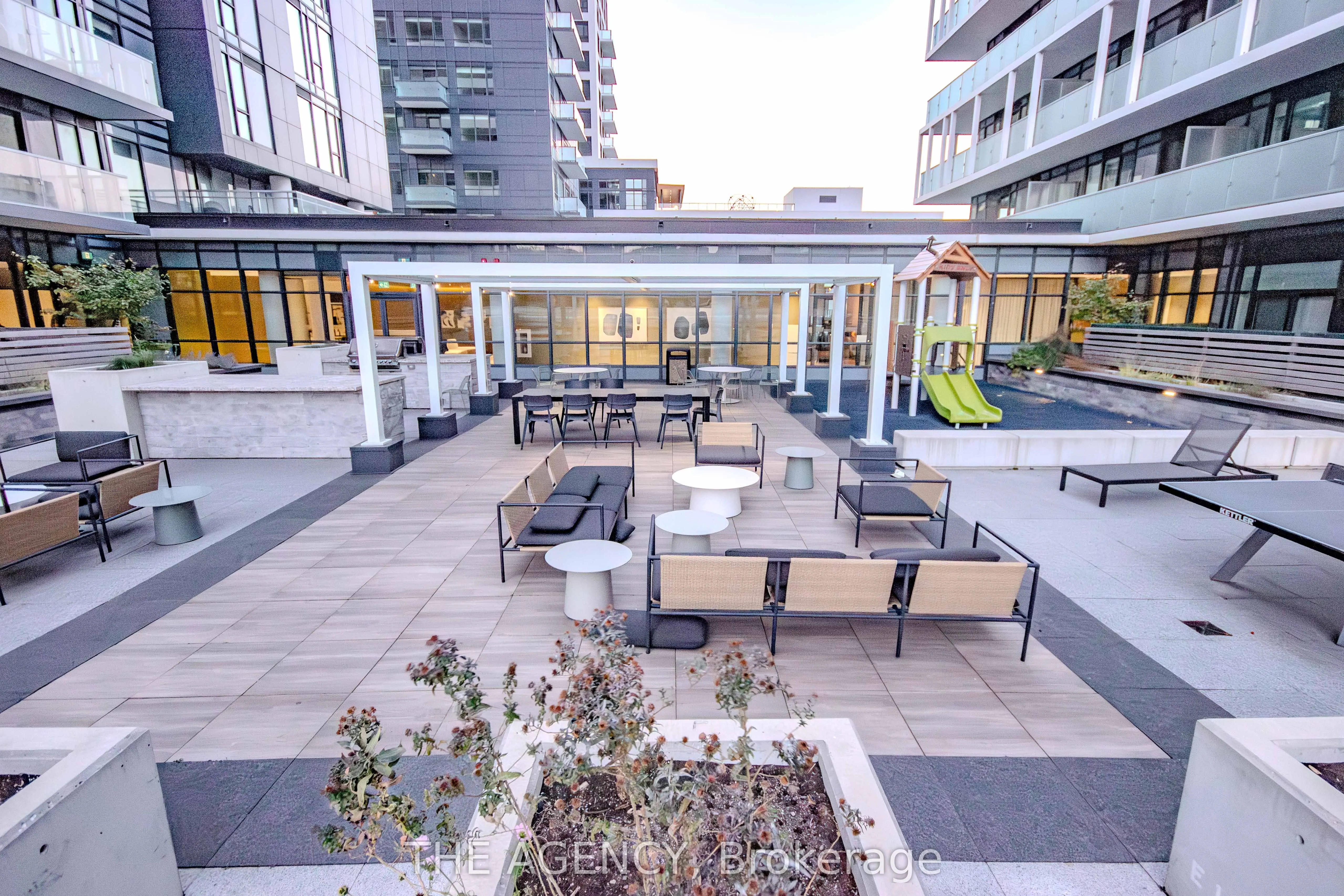 225 Sumach Street, #1702