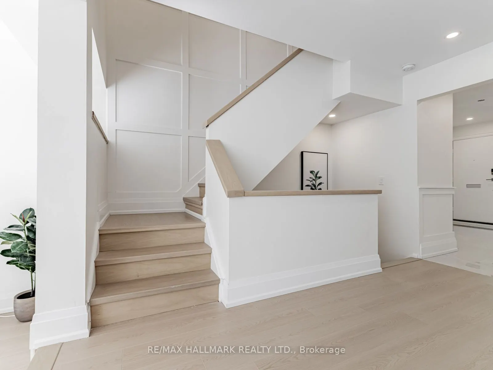 1315 Steeles Avenue W, #5