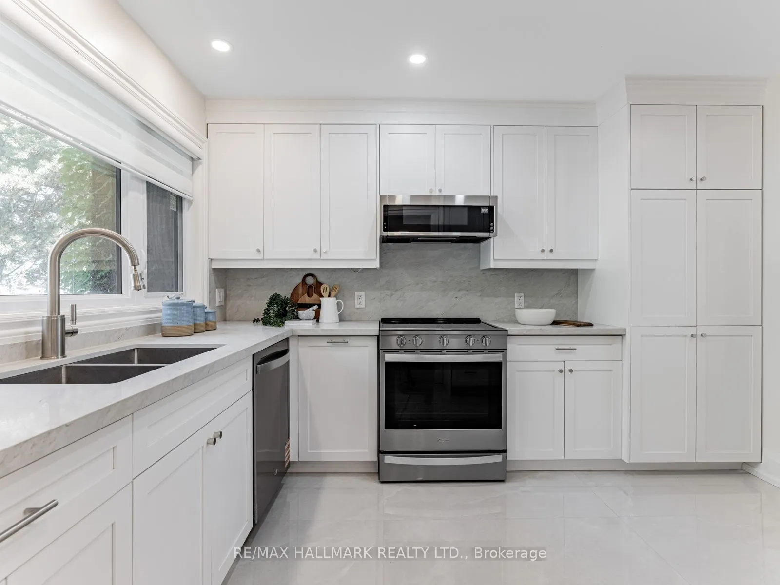 1315 Steeles Avenue W, #5
