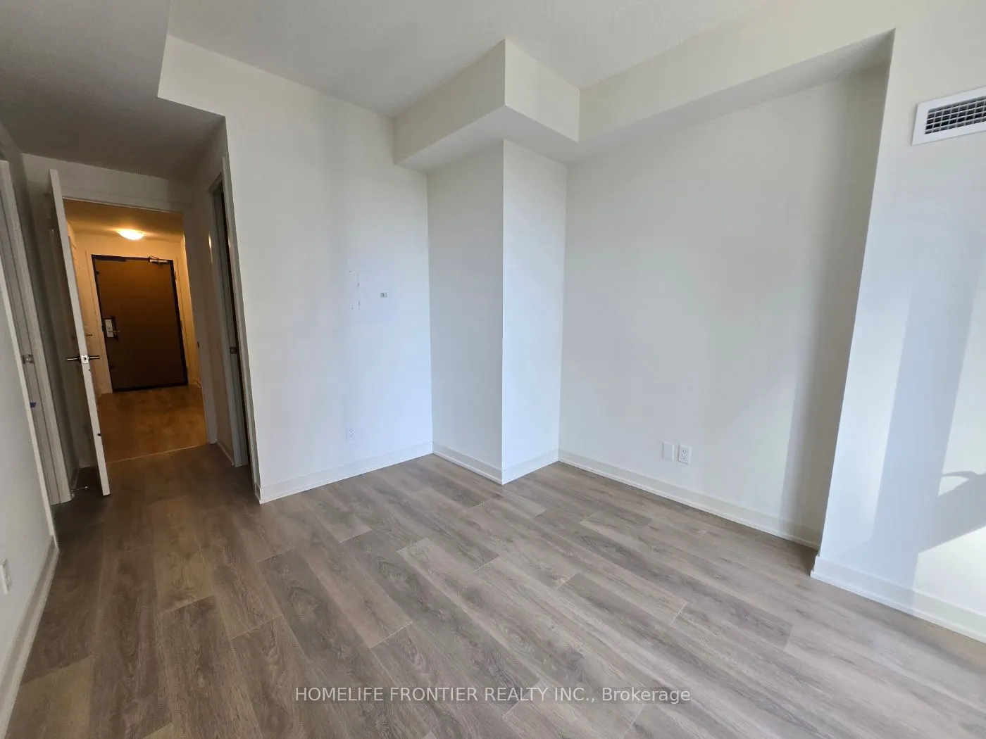 4955 Yonge Street, #719