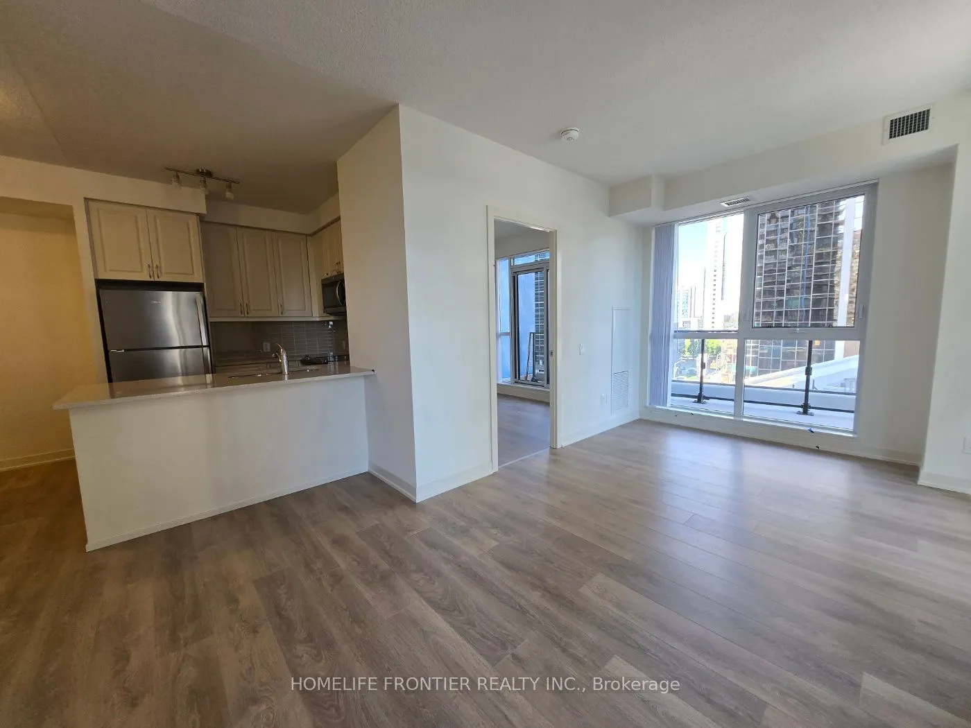 4955 Yonge Street, #719