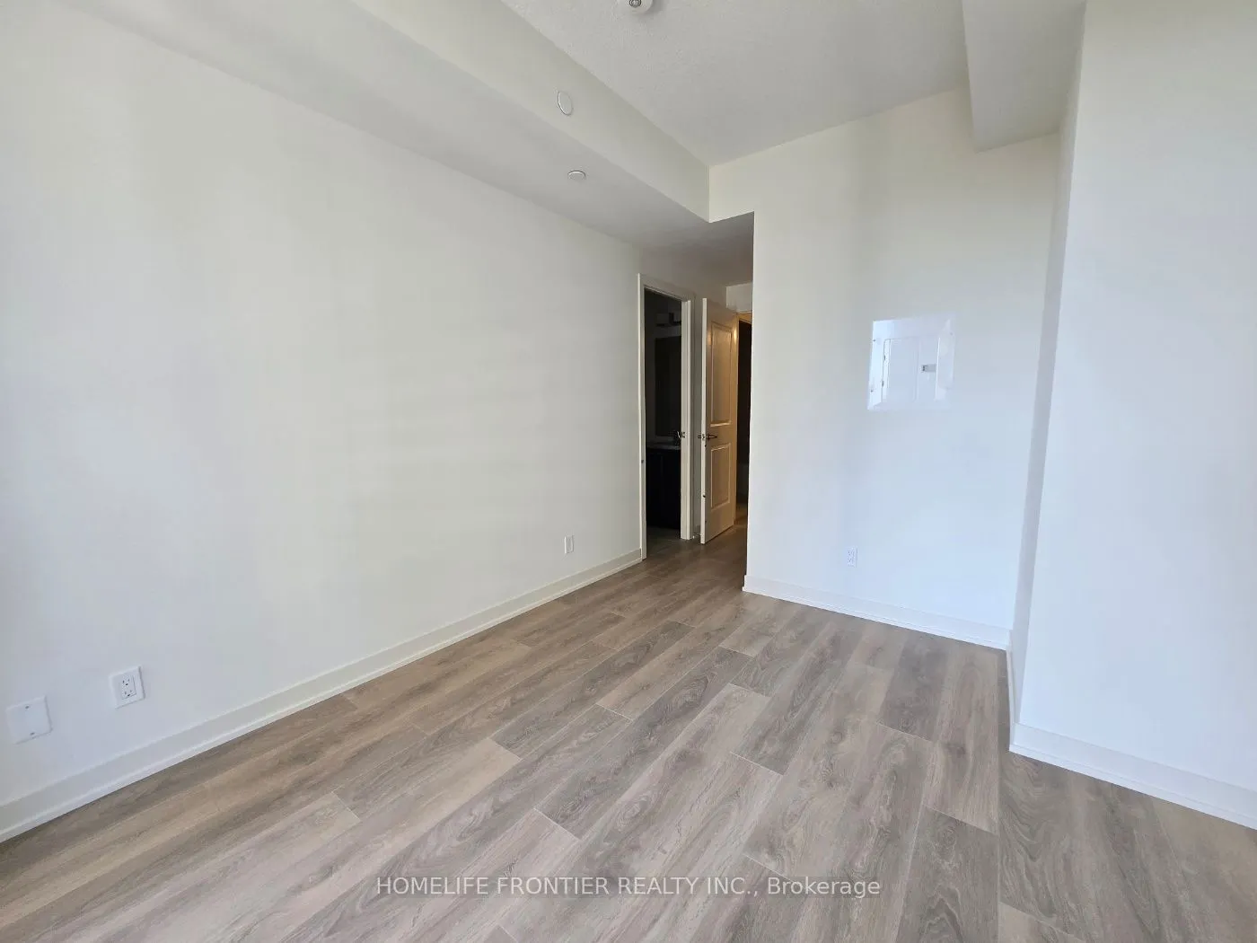 4955 Yonge Street, #719