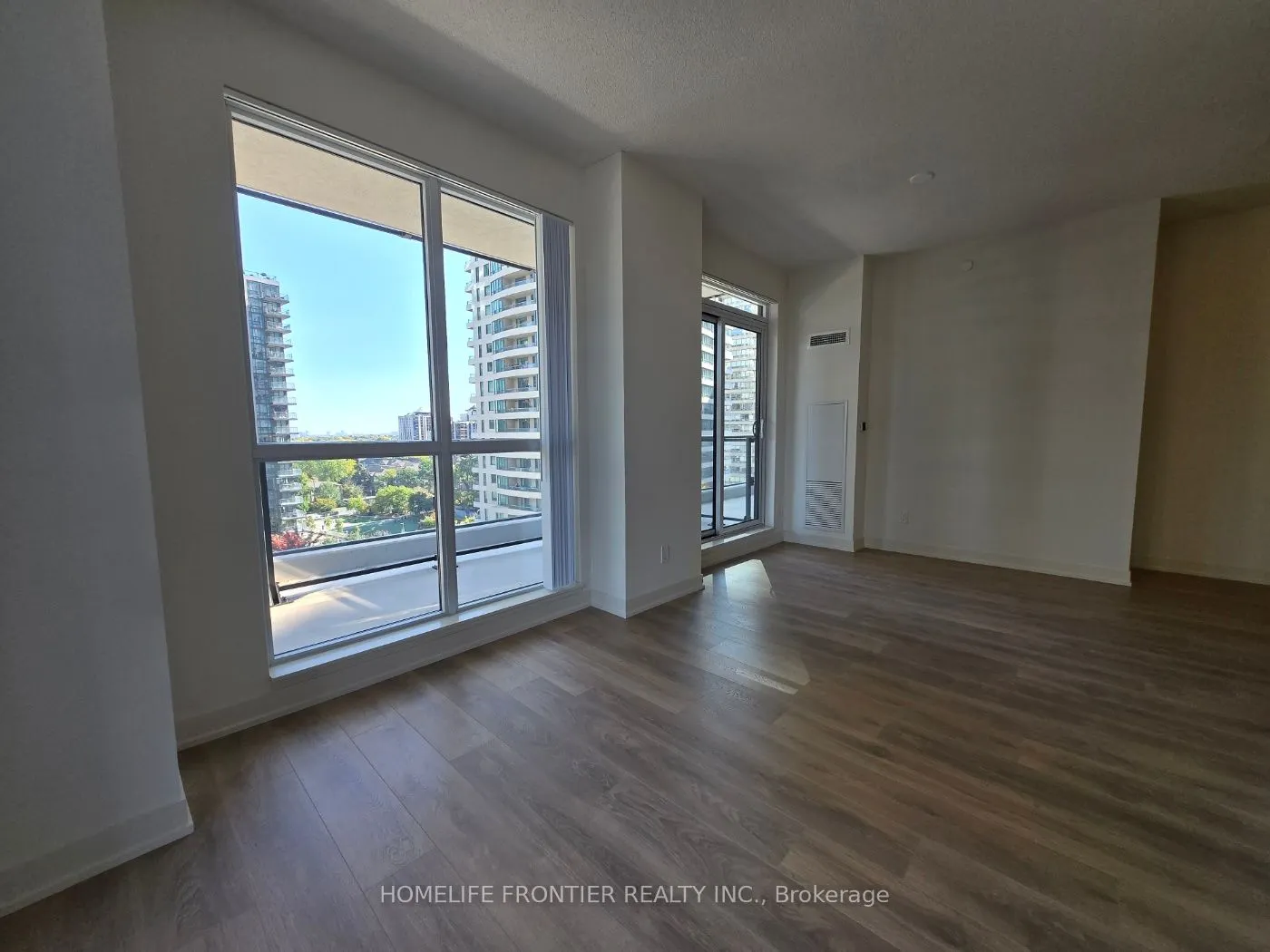 4955 Yonge Street, #719