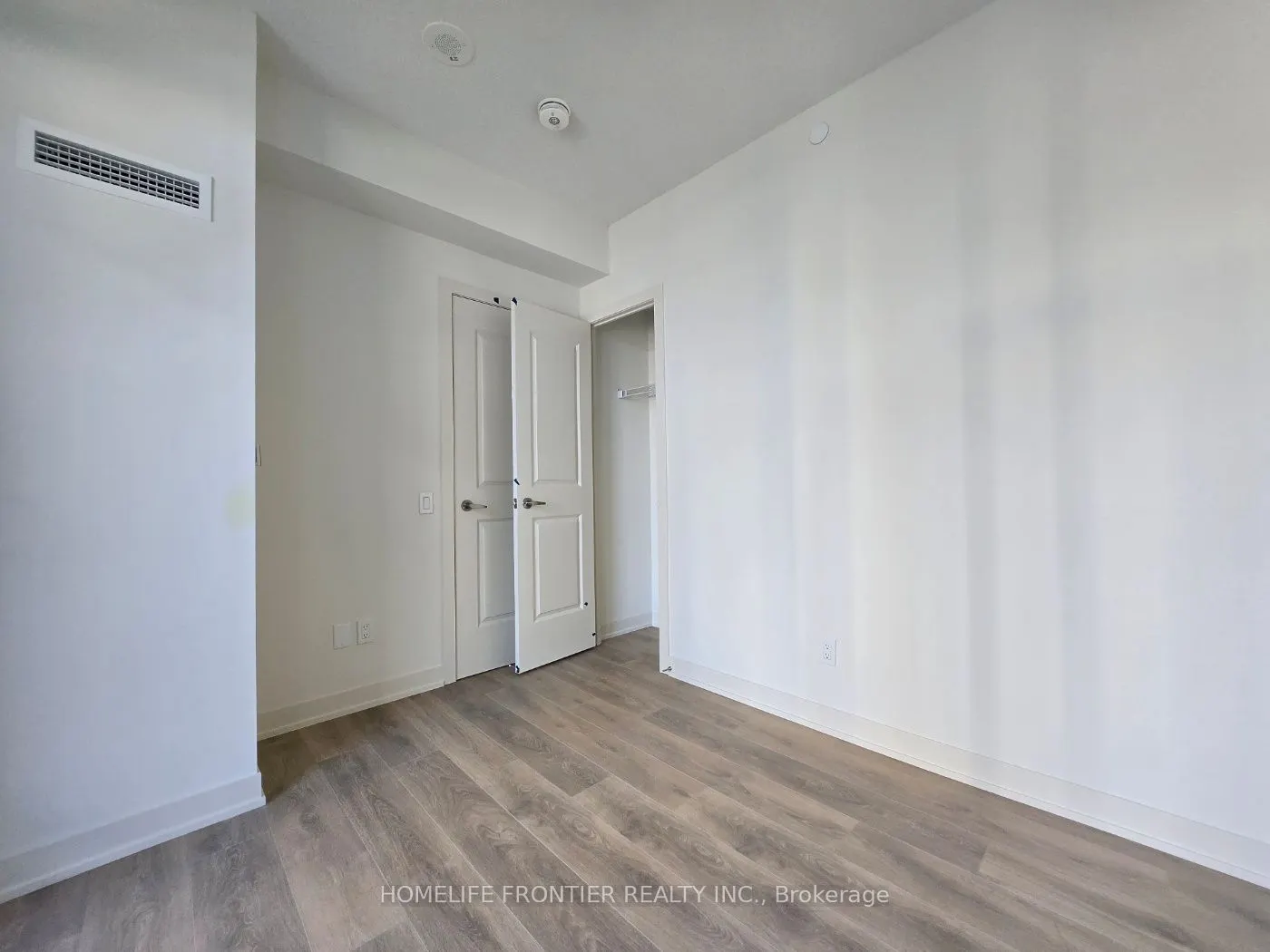 4955 Yonge Street, #719