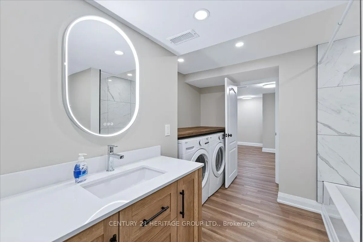 39 Reiner Road, #Lower