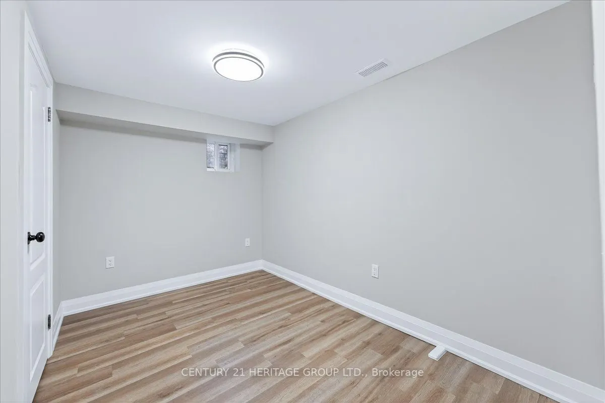 39 Reiner Road, #Lower