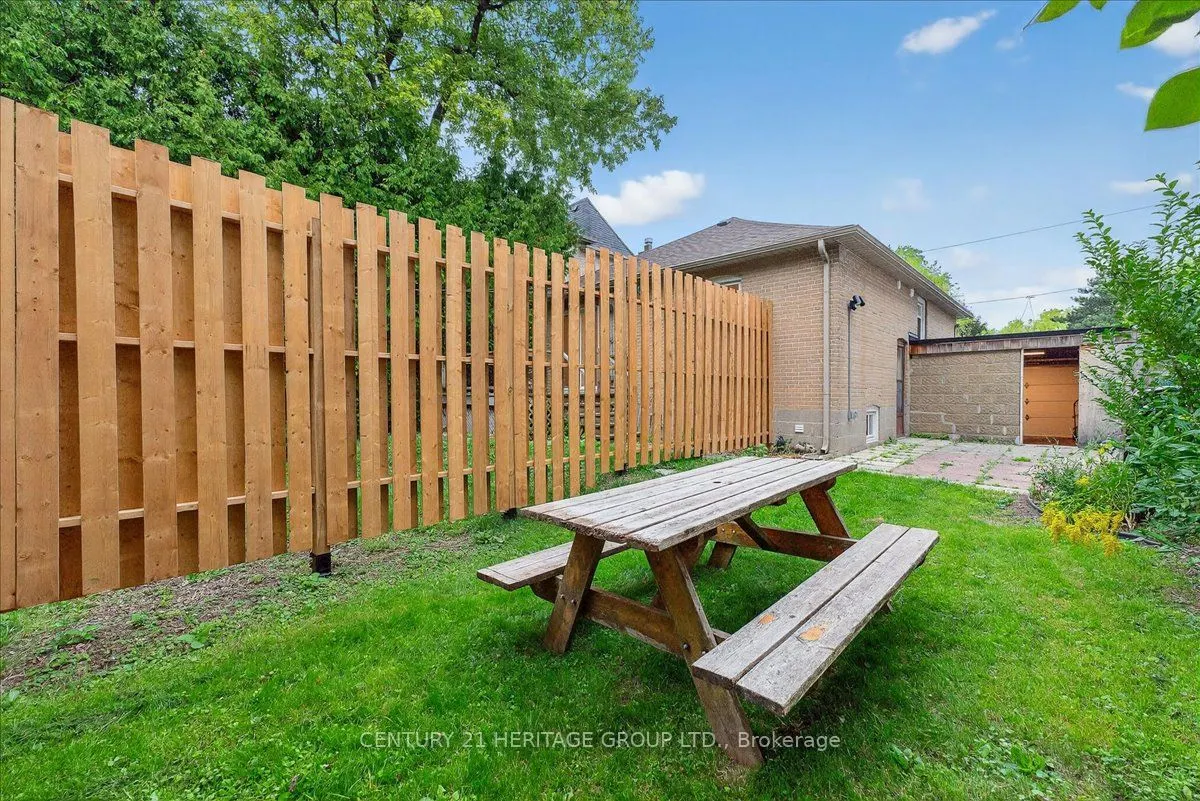 39 Reiner Road, #Lower