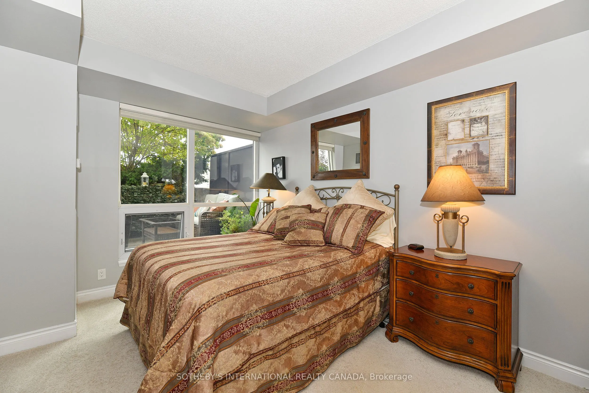 10 Delisle Avenue, #327