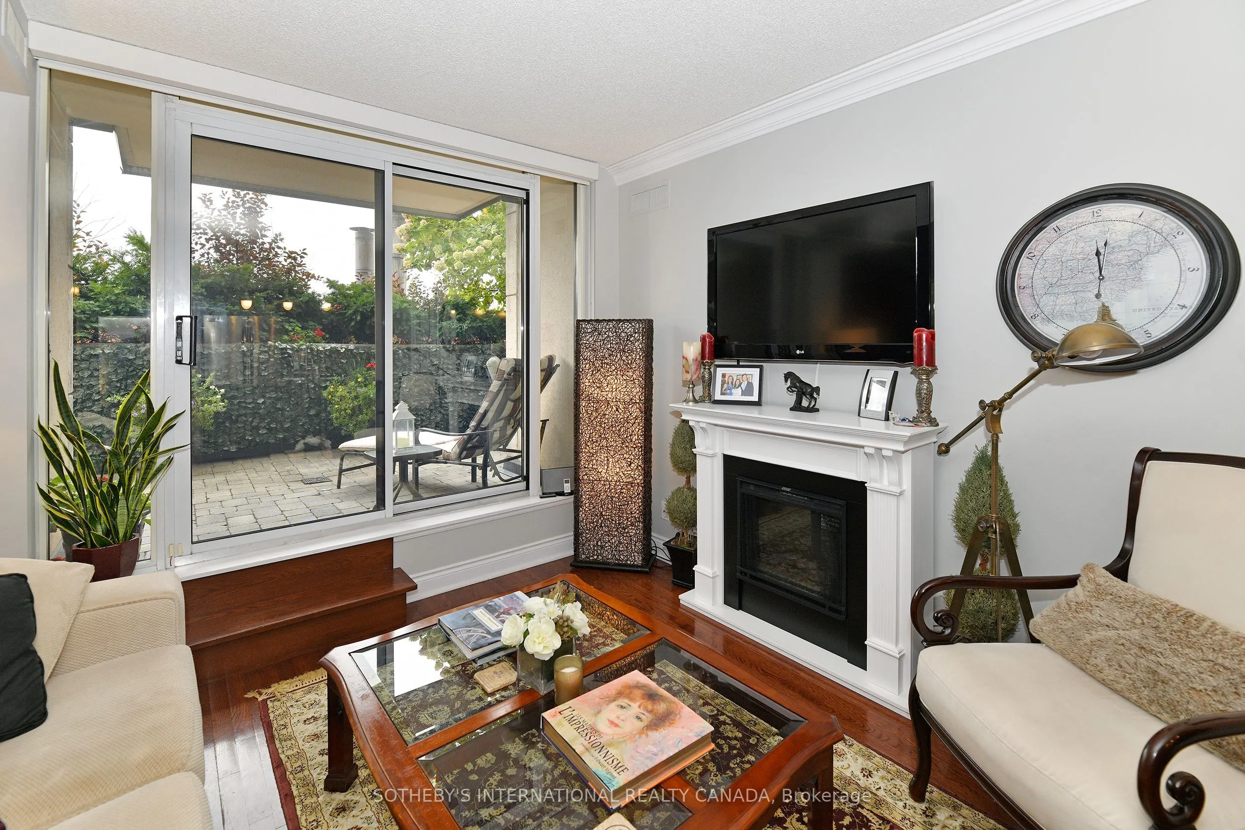 10 Delisle Avenue, #327