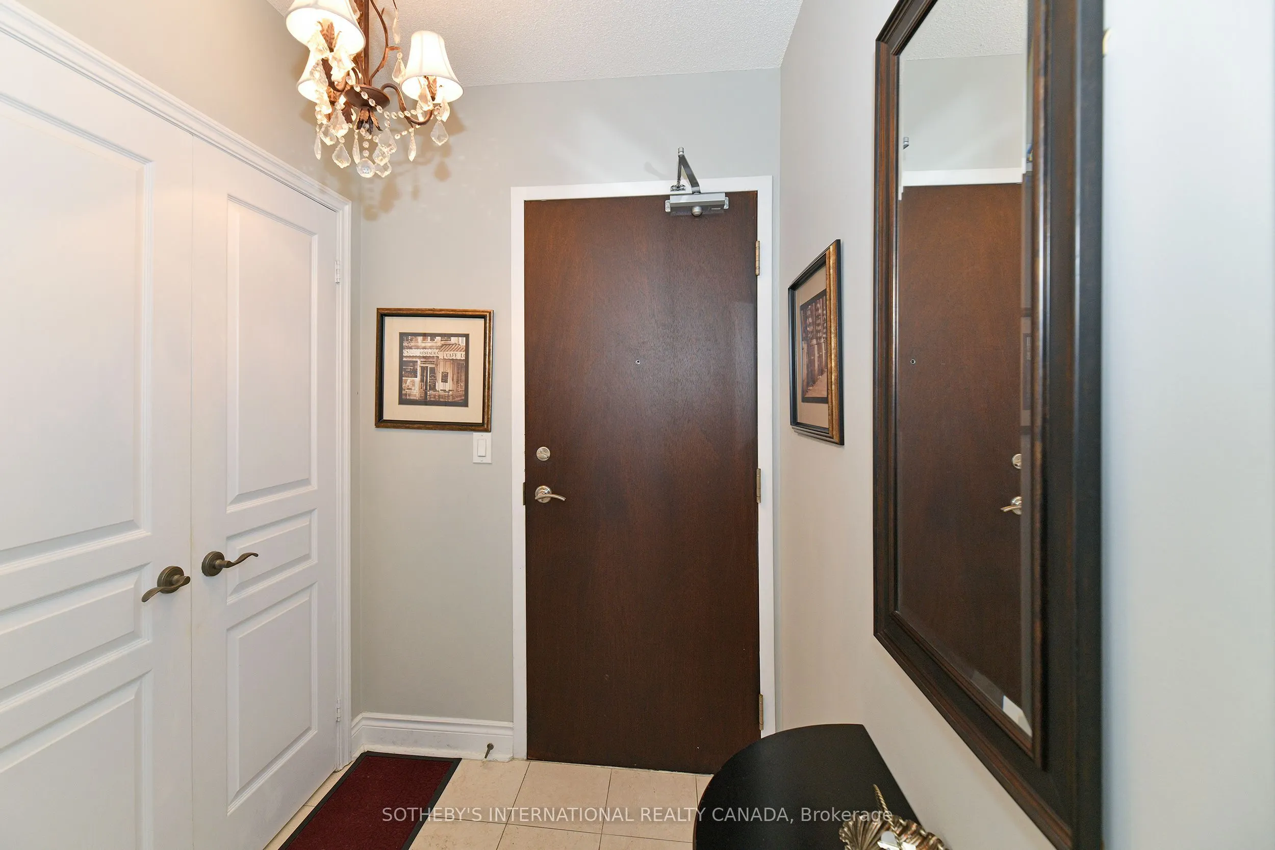 10 Delisle Avenue, #327