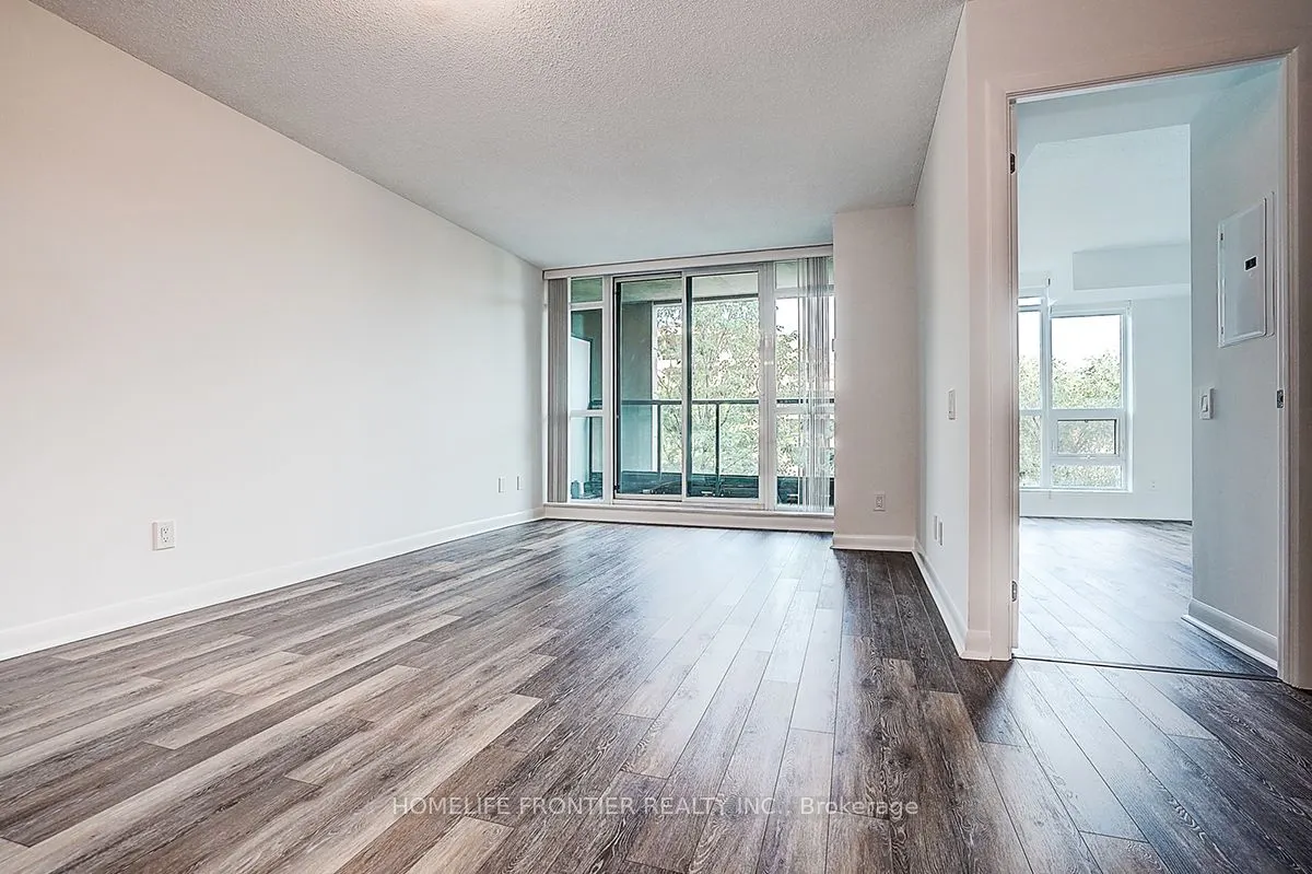 525 Wilson Avenue, #209