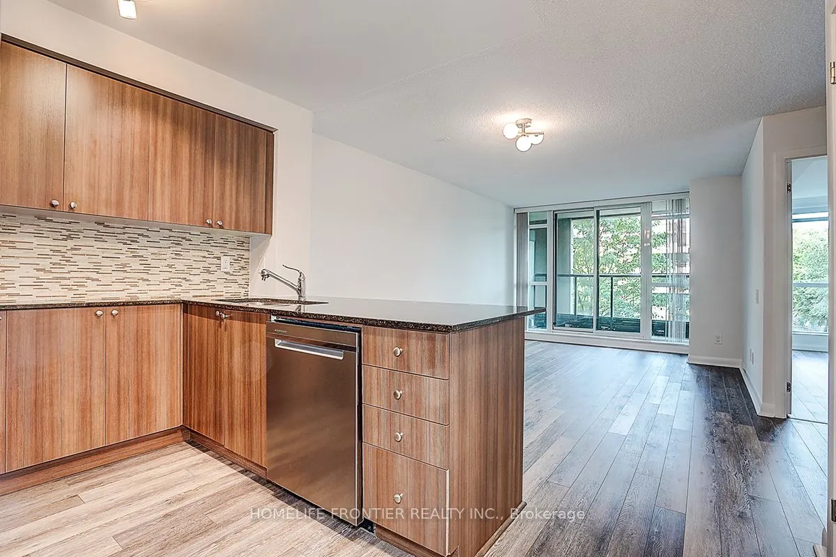 525 Wilson Avenue, #209