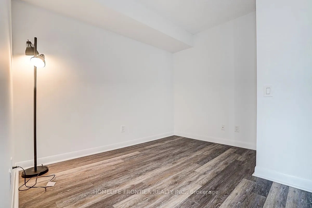 525 Wilson Avenue, #209