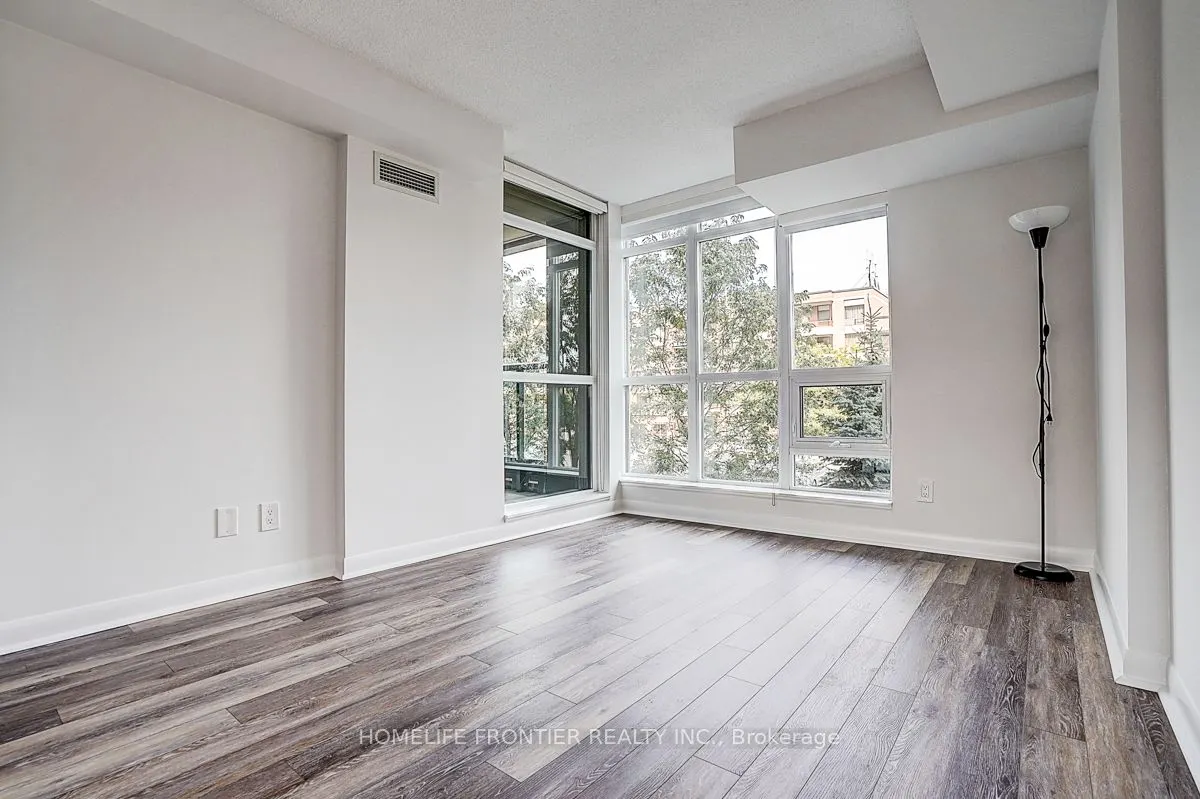 525 Wilson Avenue, #209