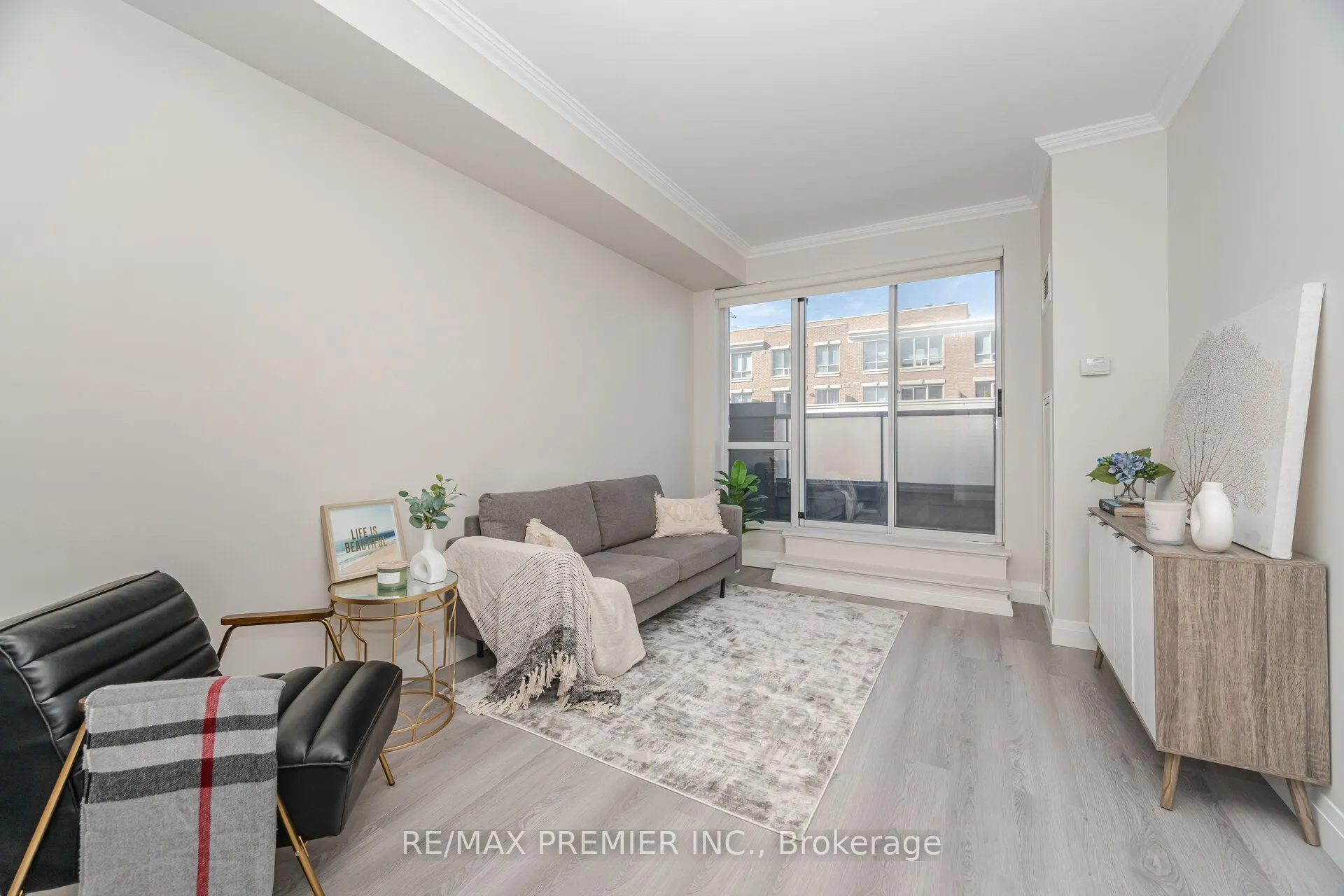 1005 King Street W, #717