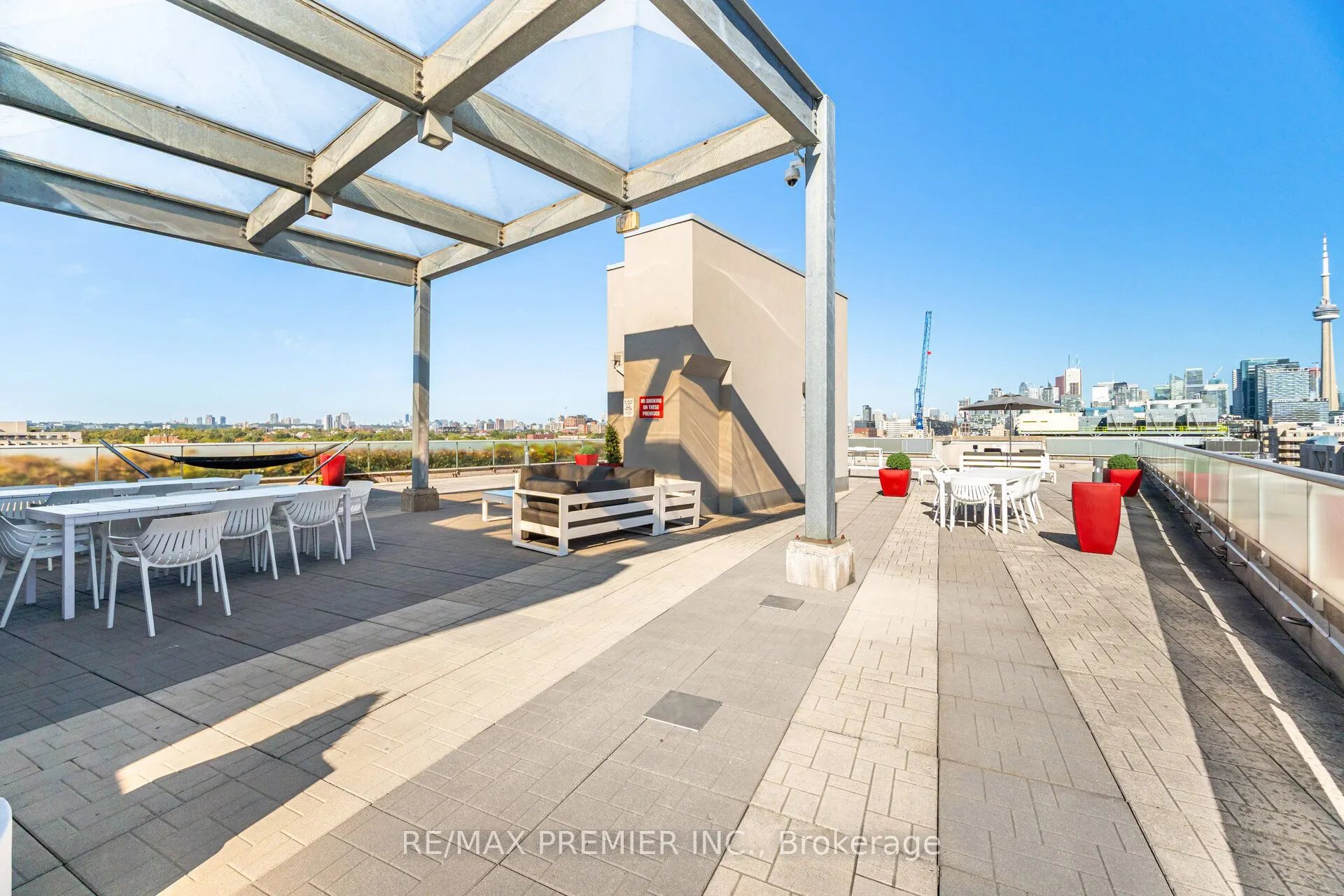 1005 King Street W, #717