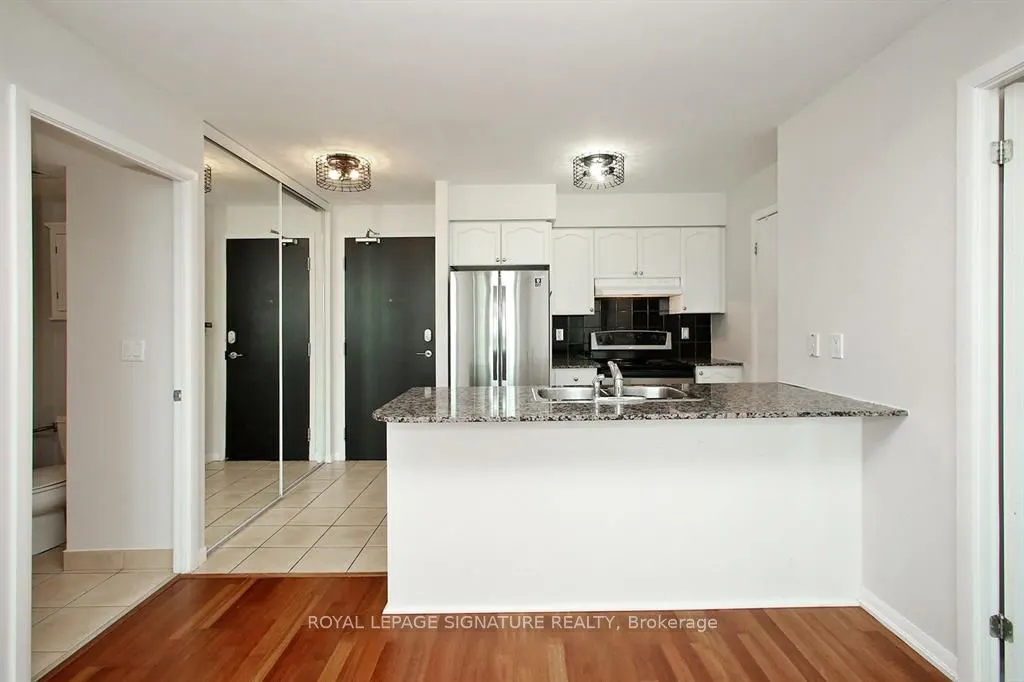 231 Fort York Boulevard, #729