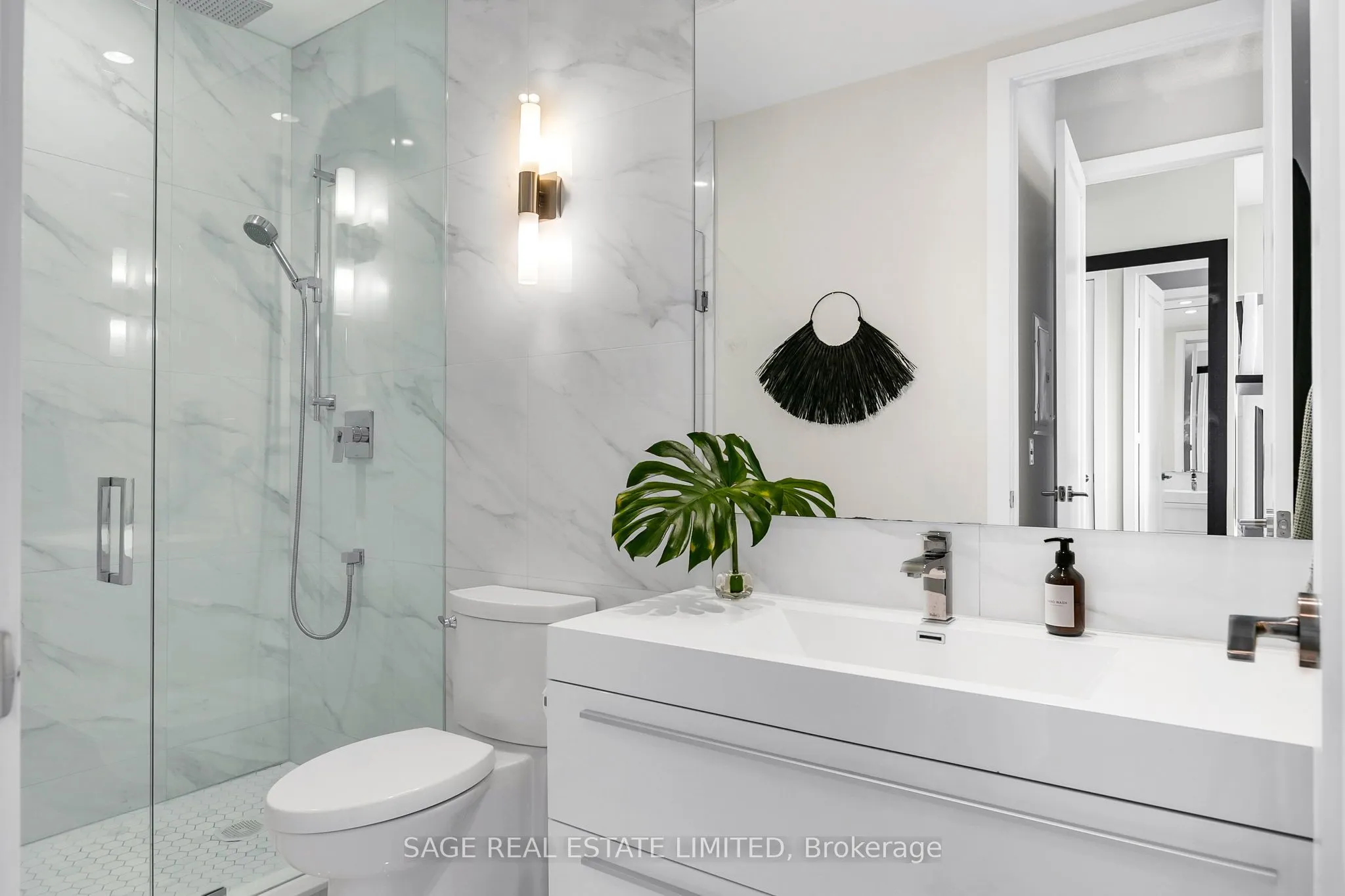 120 Homewood Avenue, #522