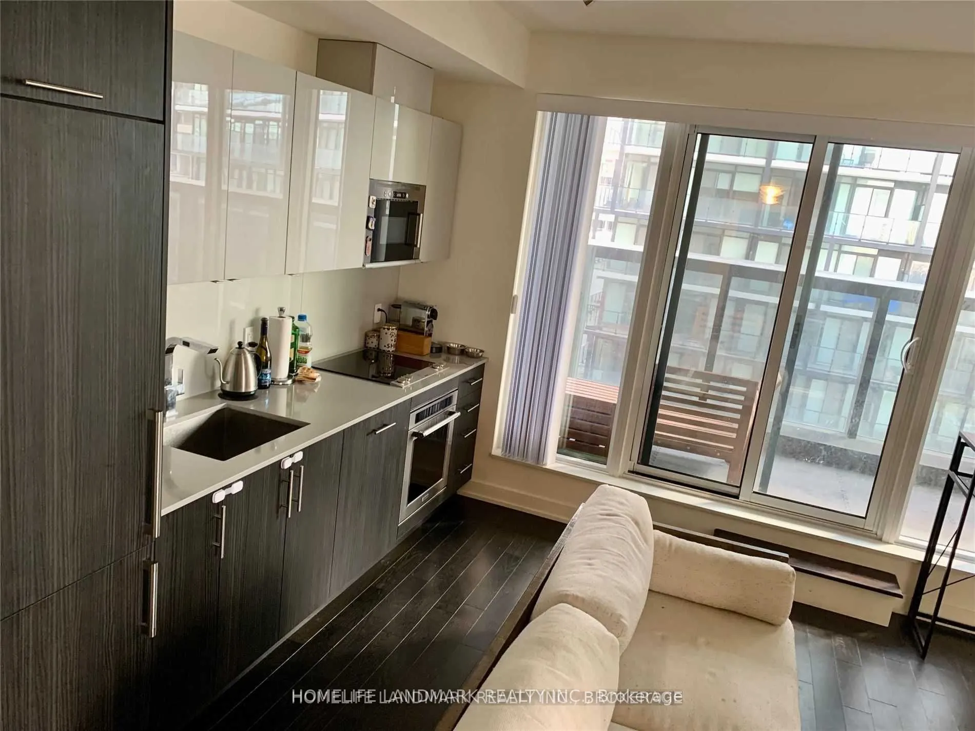 330 Richmond Street W, #1503